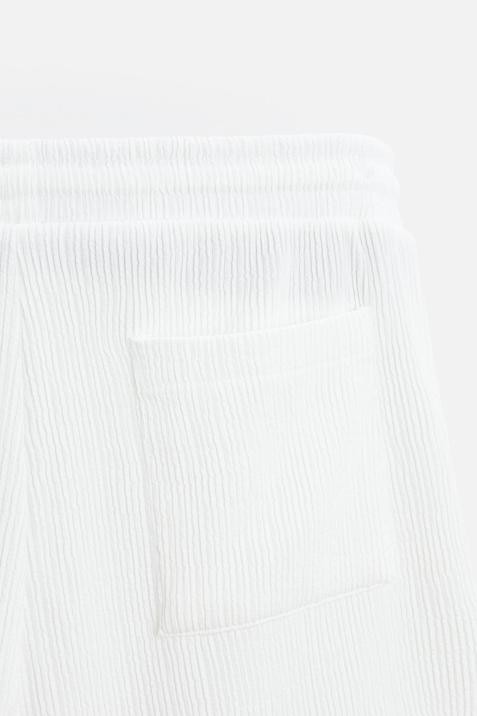 RELAXED FIT JACQUARD SHORTS Product Image