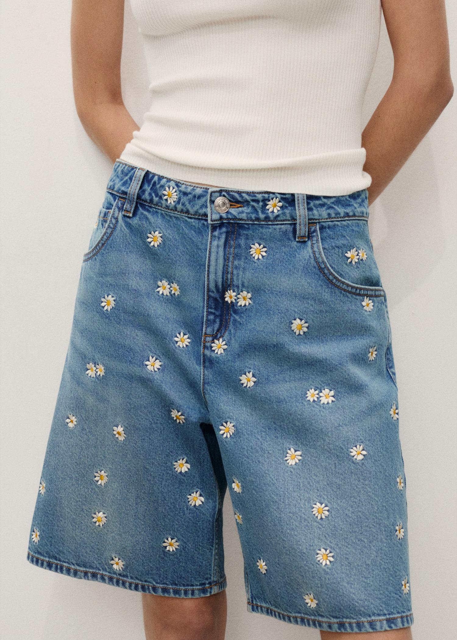 Floral-embroidered denim bermuda shorts - Women | MANGO USA Product Image