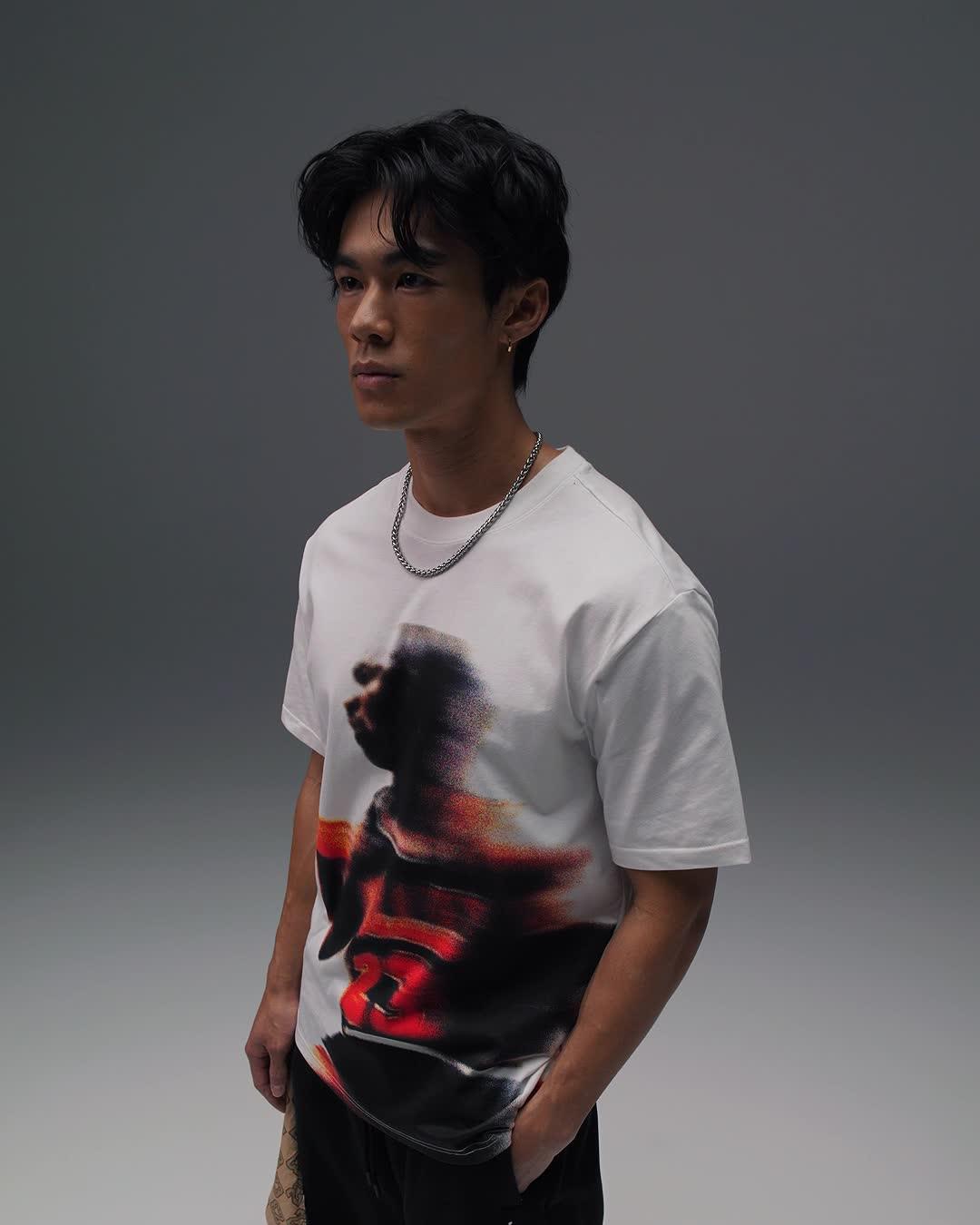 Mens Jordan Sport Dri-FIT Graphic T-Shirt | HQ8966-100 Product Image