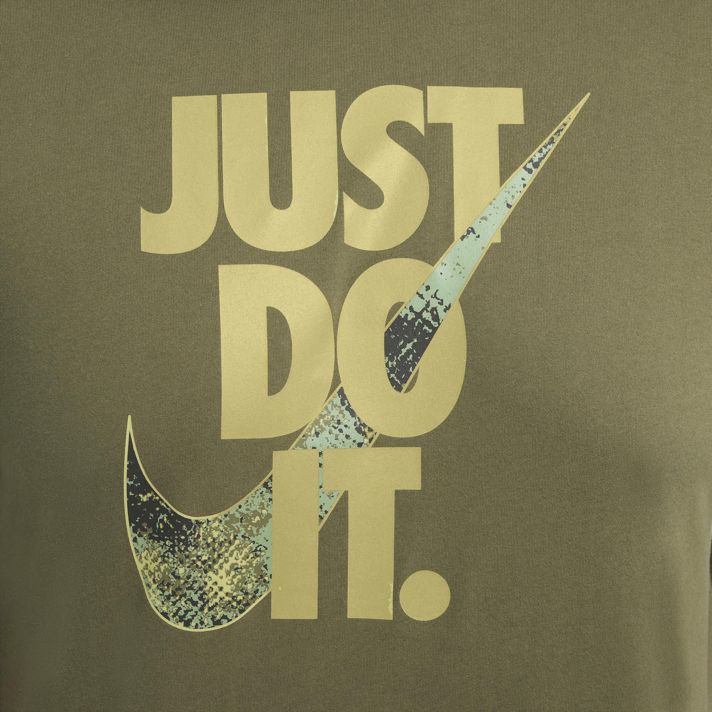 Nike Men's Dri-FIT Short-Sleeve Fitness T-Shirt Product Image