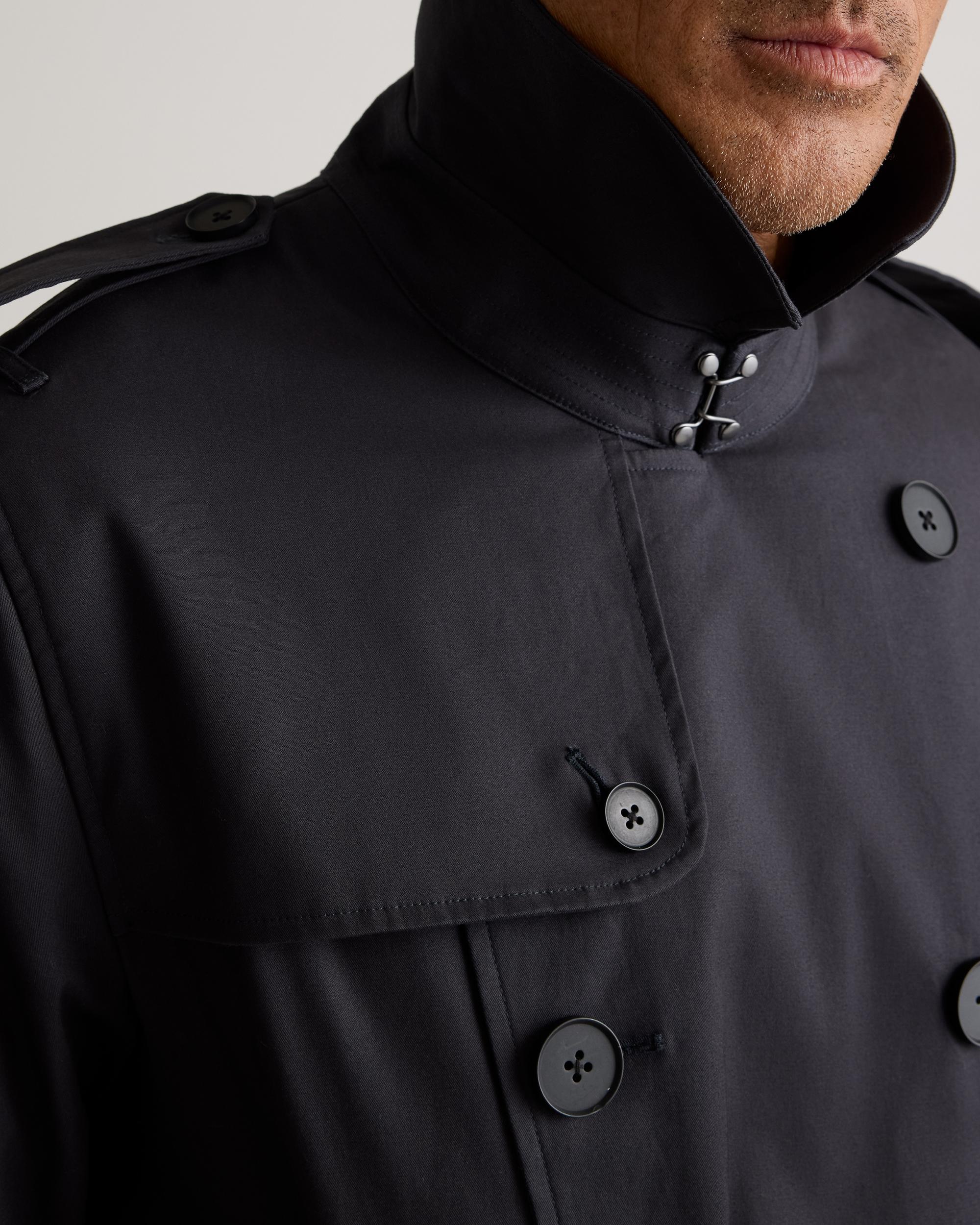 Quince | Men's Comfort Stretch Long Trench Coat Organic Cotton Product Image