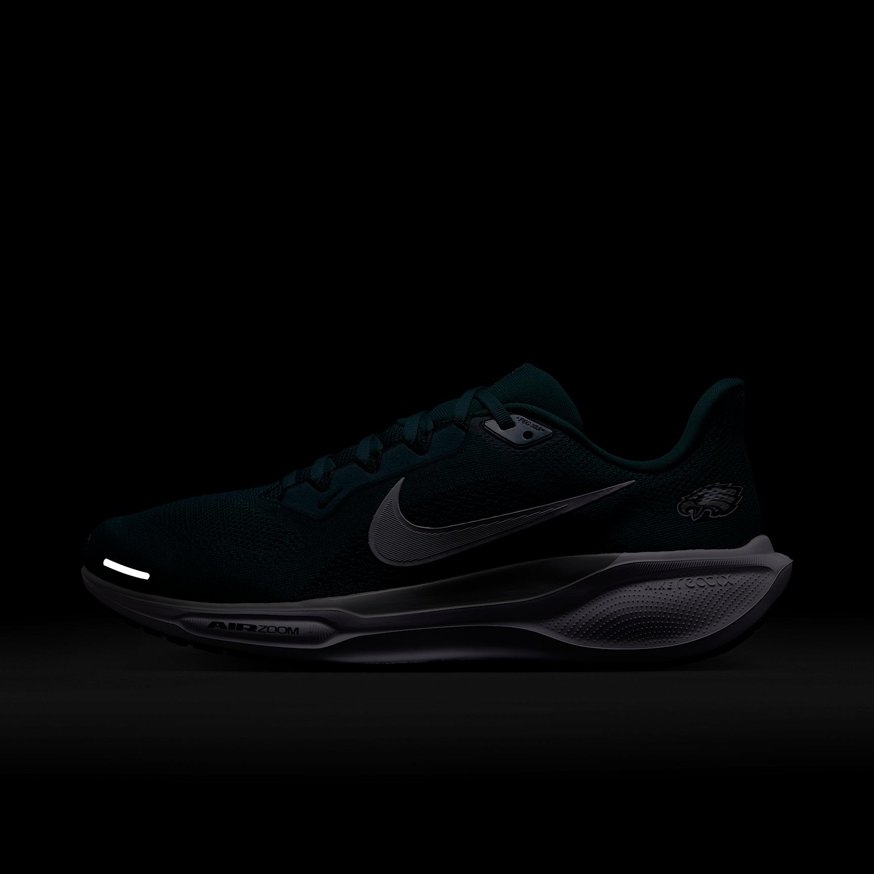 Philadelphia Eagles Pegasus 41 Nike Men's NFL Road Running Shoes Product Image