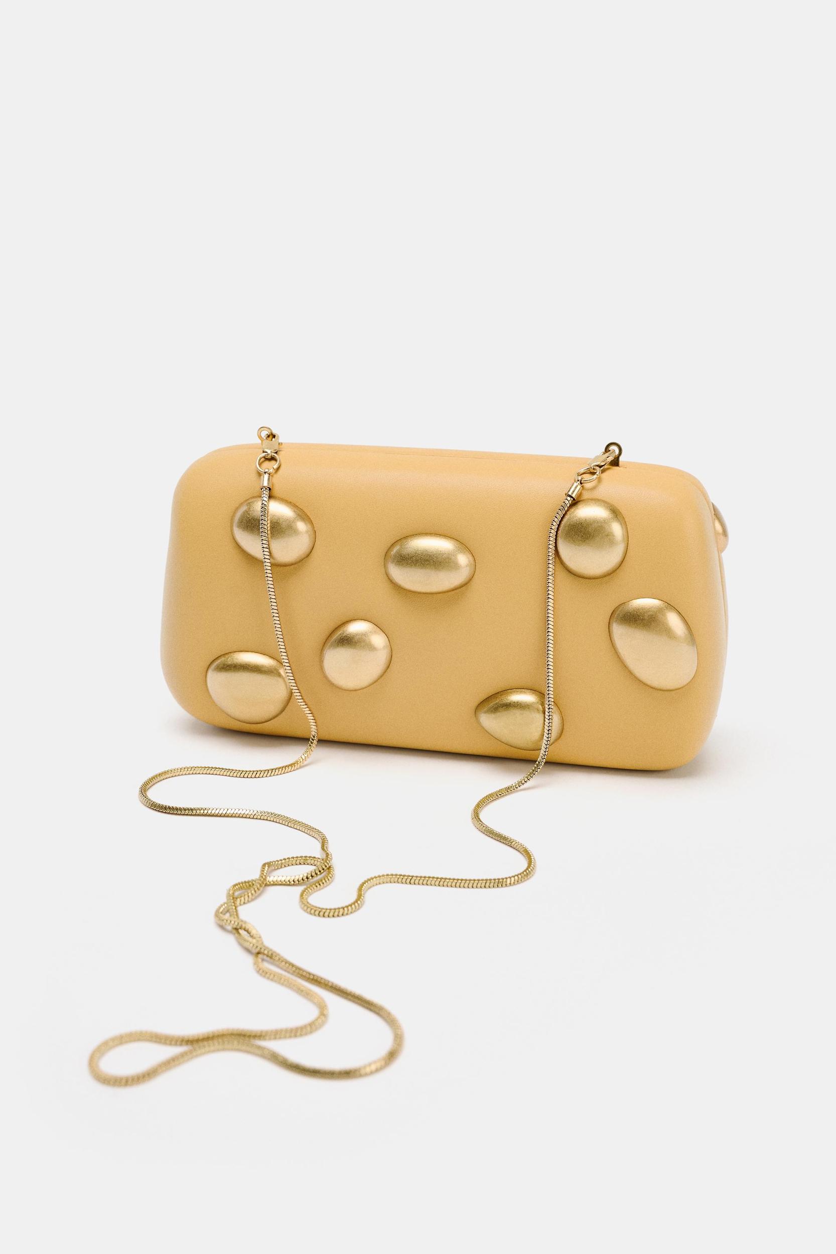 METAL APPLIQUÉ CLUTCH Product Image