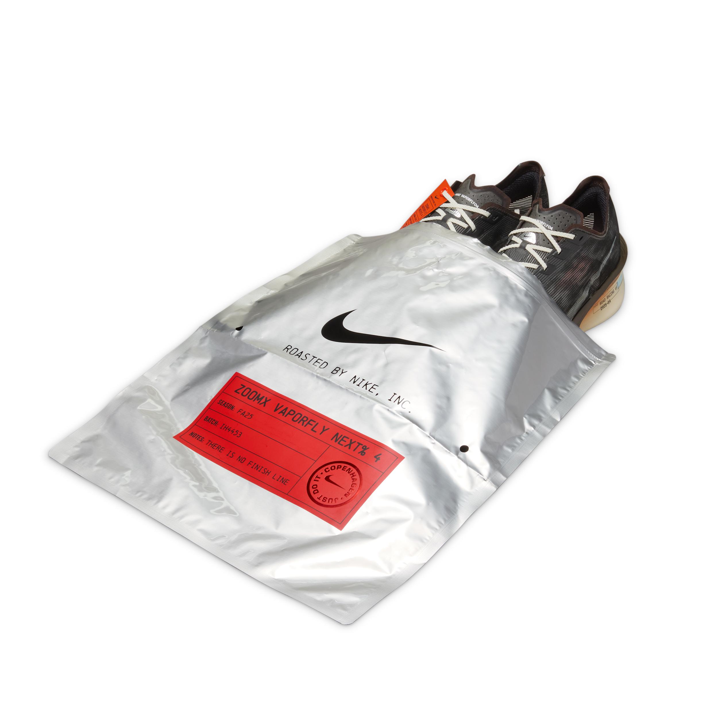 Nike Mens Vaporfly 4 Road Racing Shoes | IH4453-220 Product Image