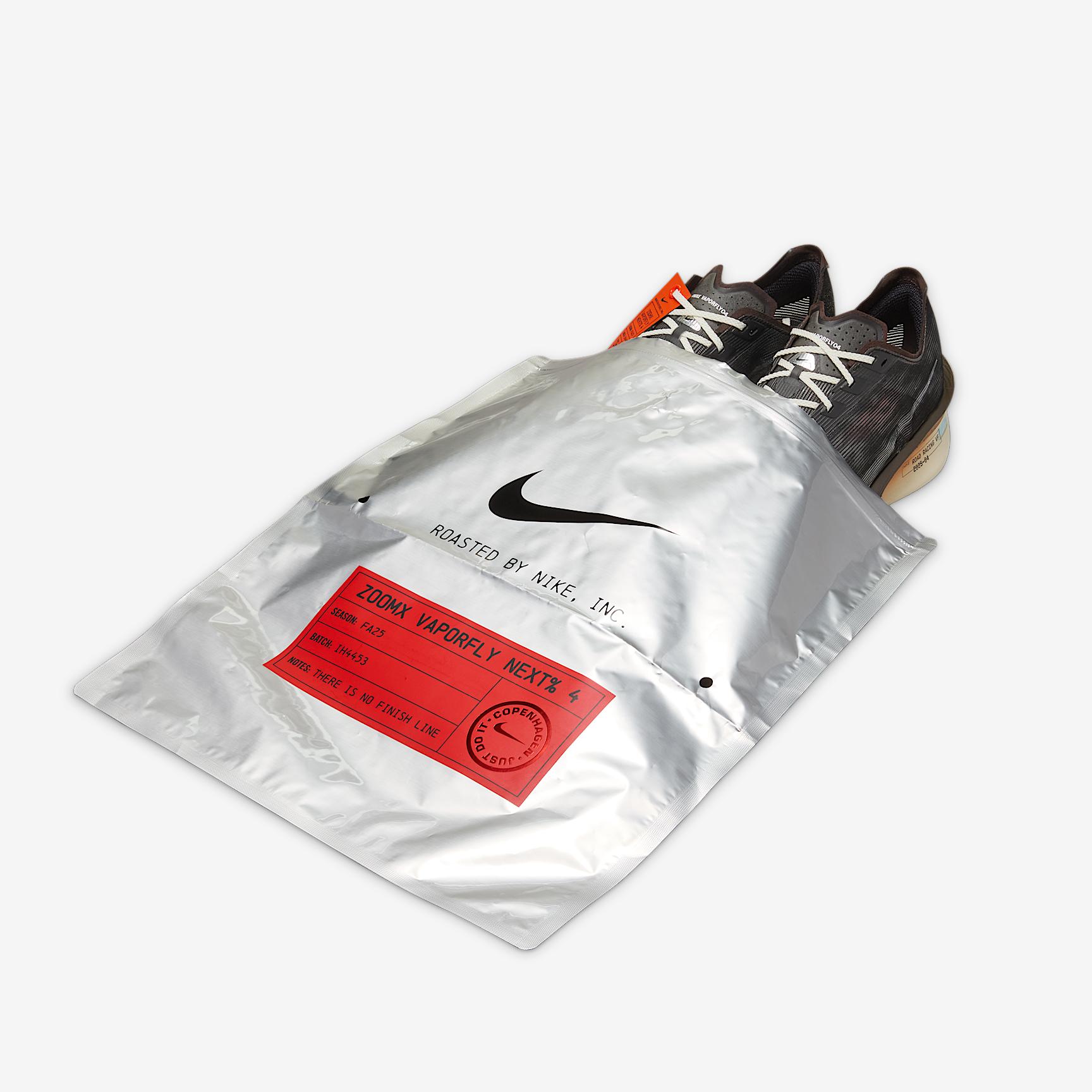 Nike Mens Vaporfly 4 Road Racing Shoes | IH4453-220 Product Image