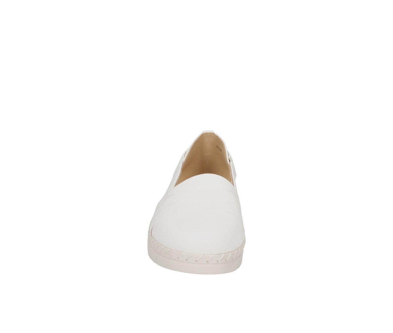 Women's Easy Street Bugsy Slip Ons Product Image