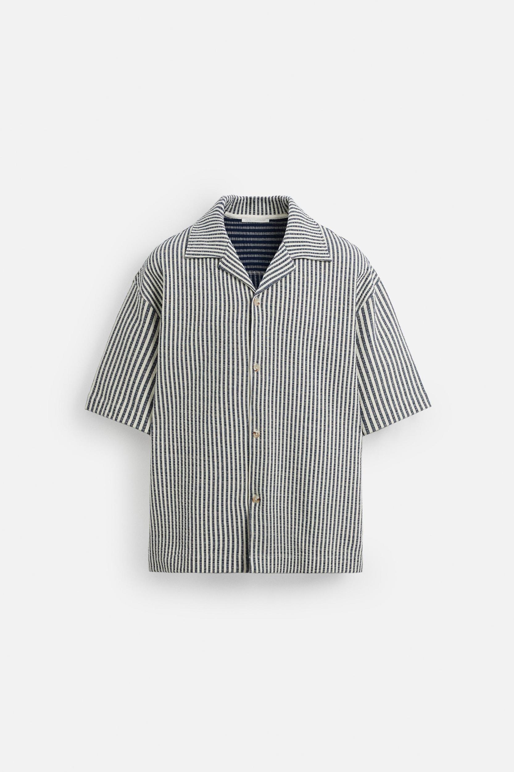 RELAXED FIT SEERSUCKER SHIRT Product Image