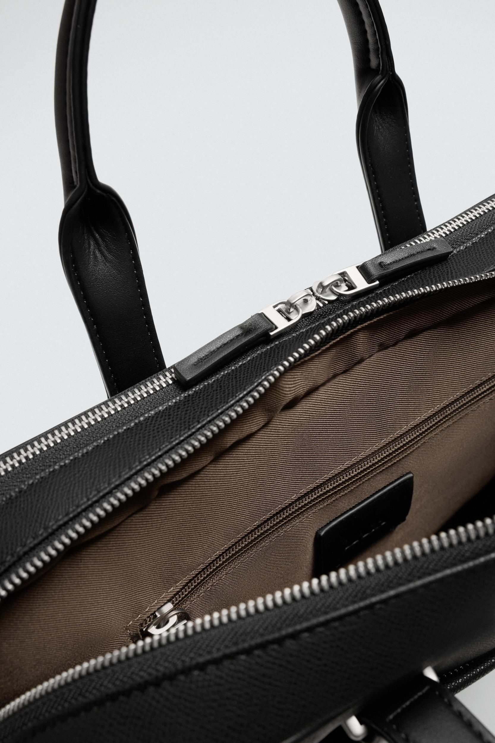 TEXTURE BRIEFCASE Product Image