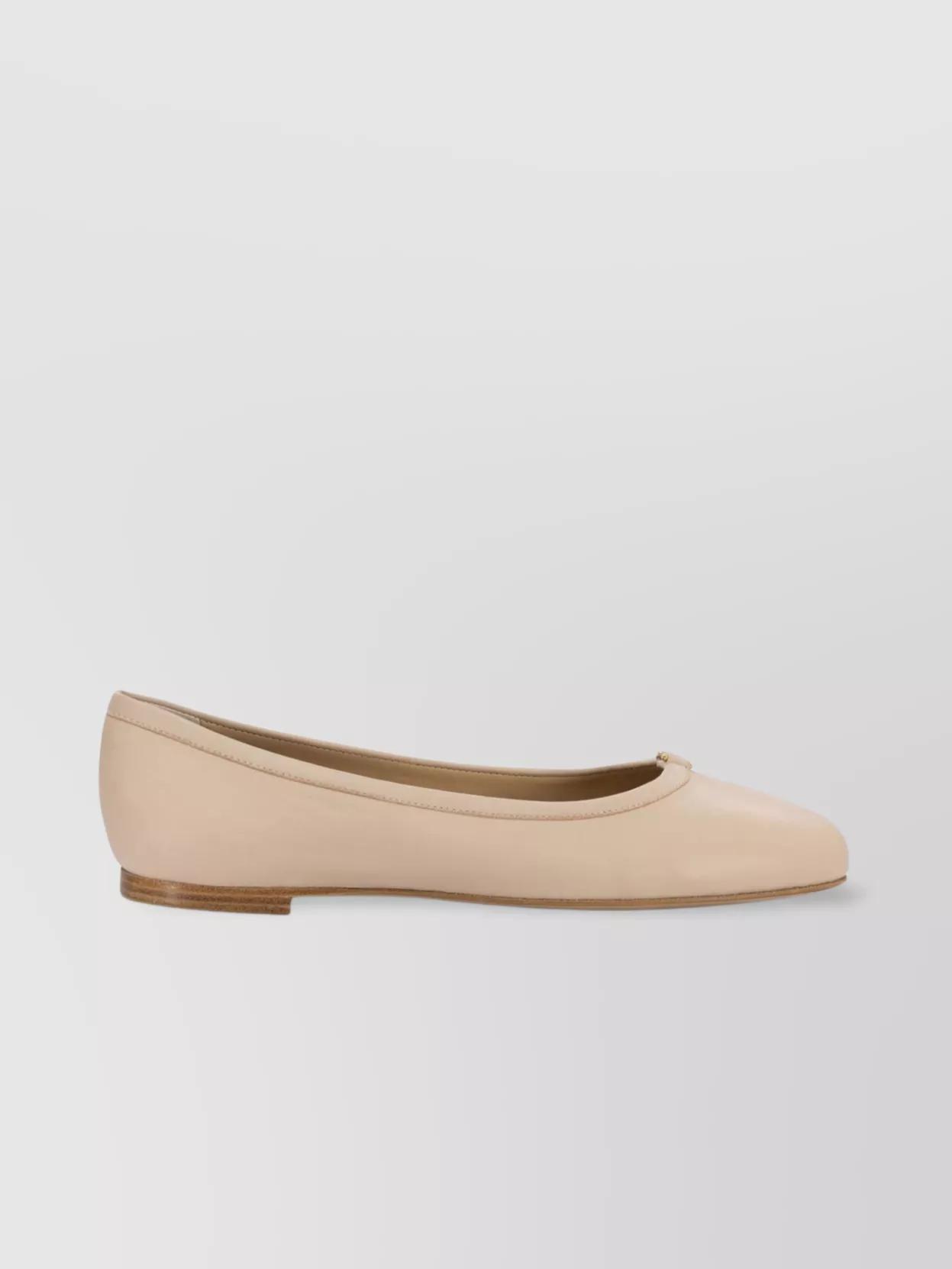 CHLOÉ Woman Ballet Flats Sand Size 9 Leather In Beige Product Image
