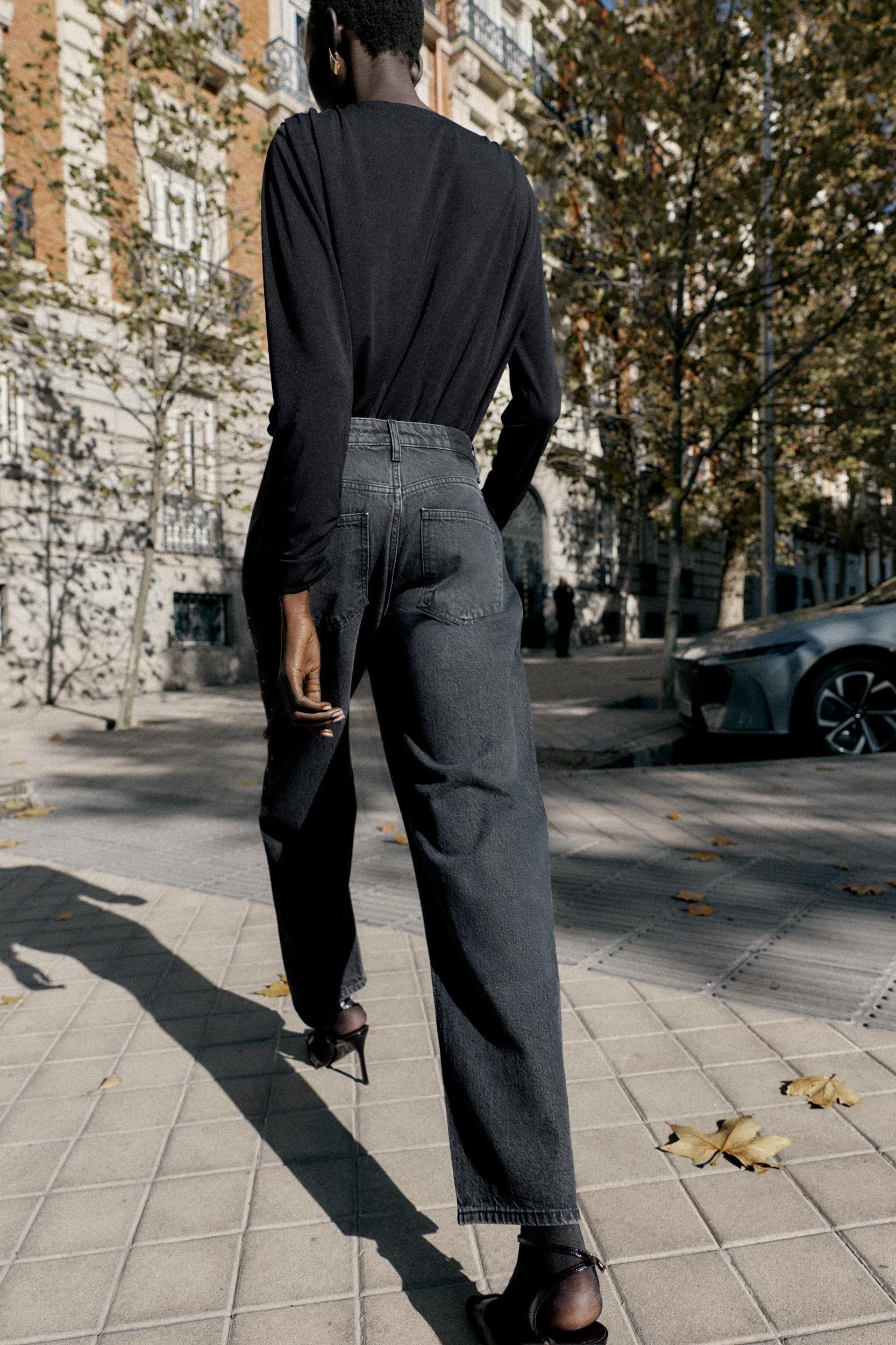 Z1975 HIGH WAIST LOOSE STRAIGHT JEANS WITH SPARKLE Product Image