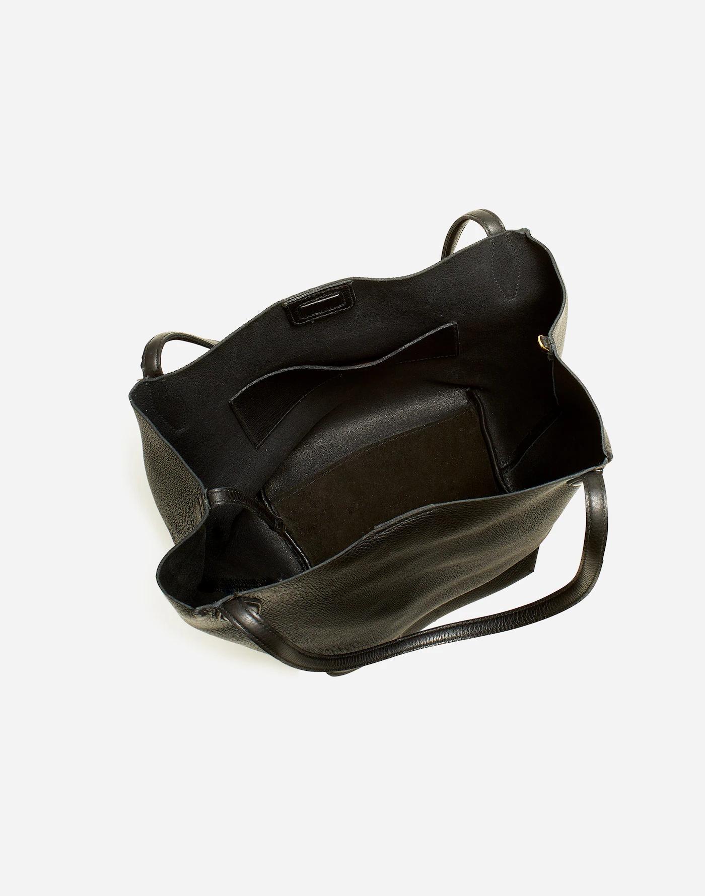 The Shopper Tote in Soft Grain Product Image