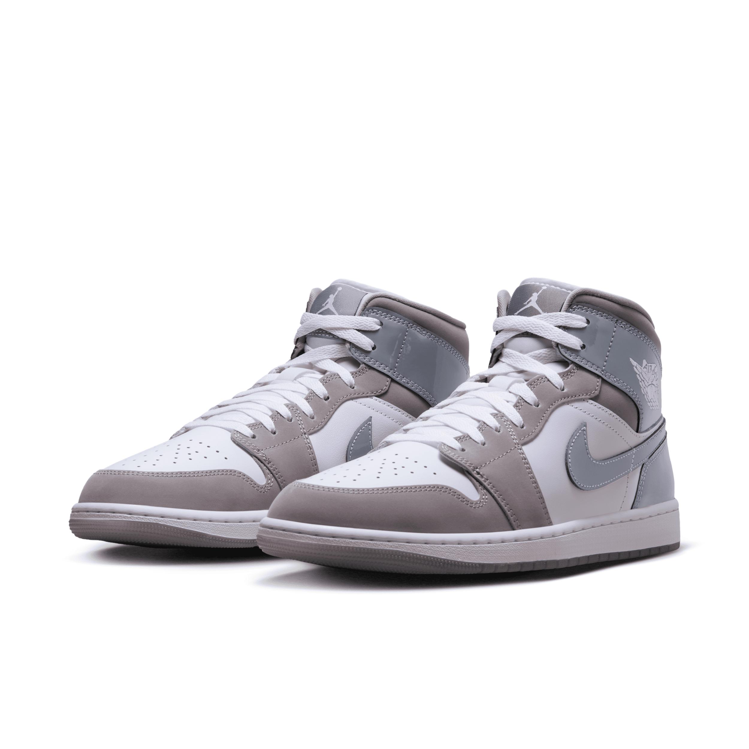Mens Air Retro 1 Mid SE Casual Shoes Product Image