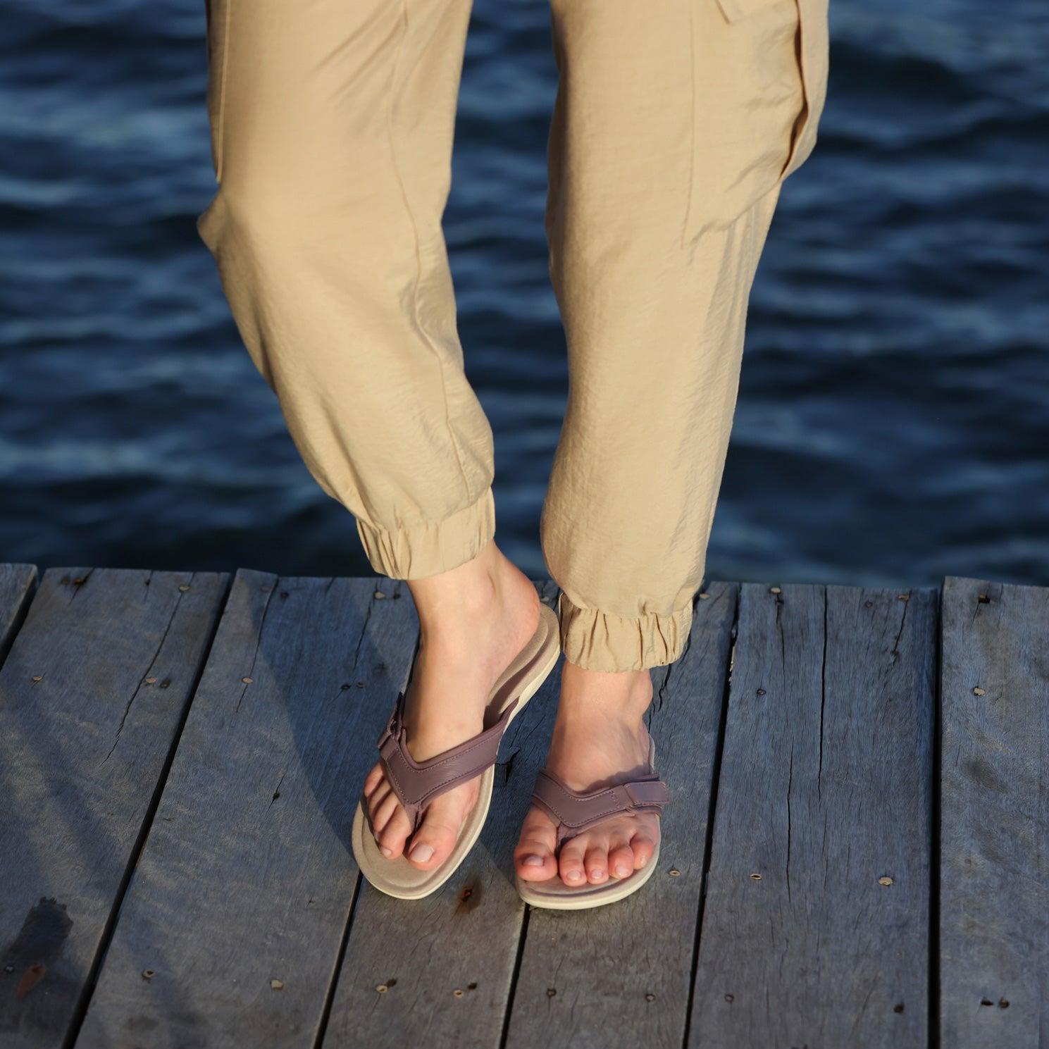 Oasis Sport Flip Flop Female Product Image