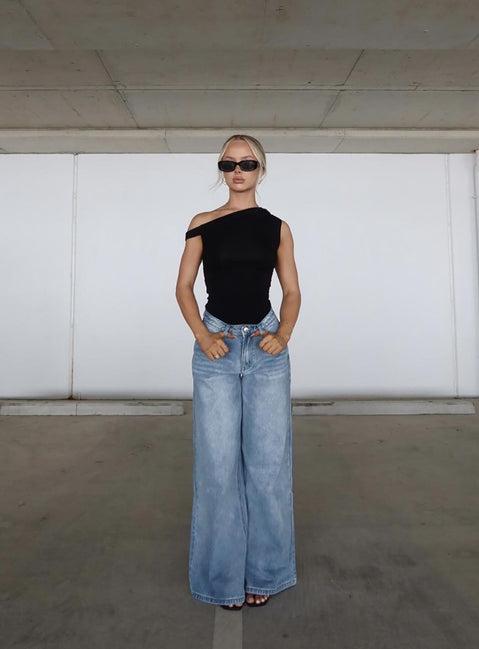 Naylor Mid Rise Wide Leg Jeans Light Blue Wash Product Image