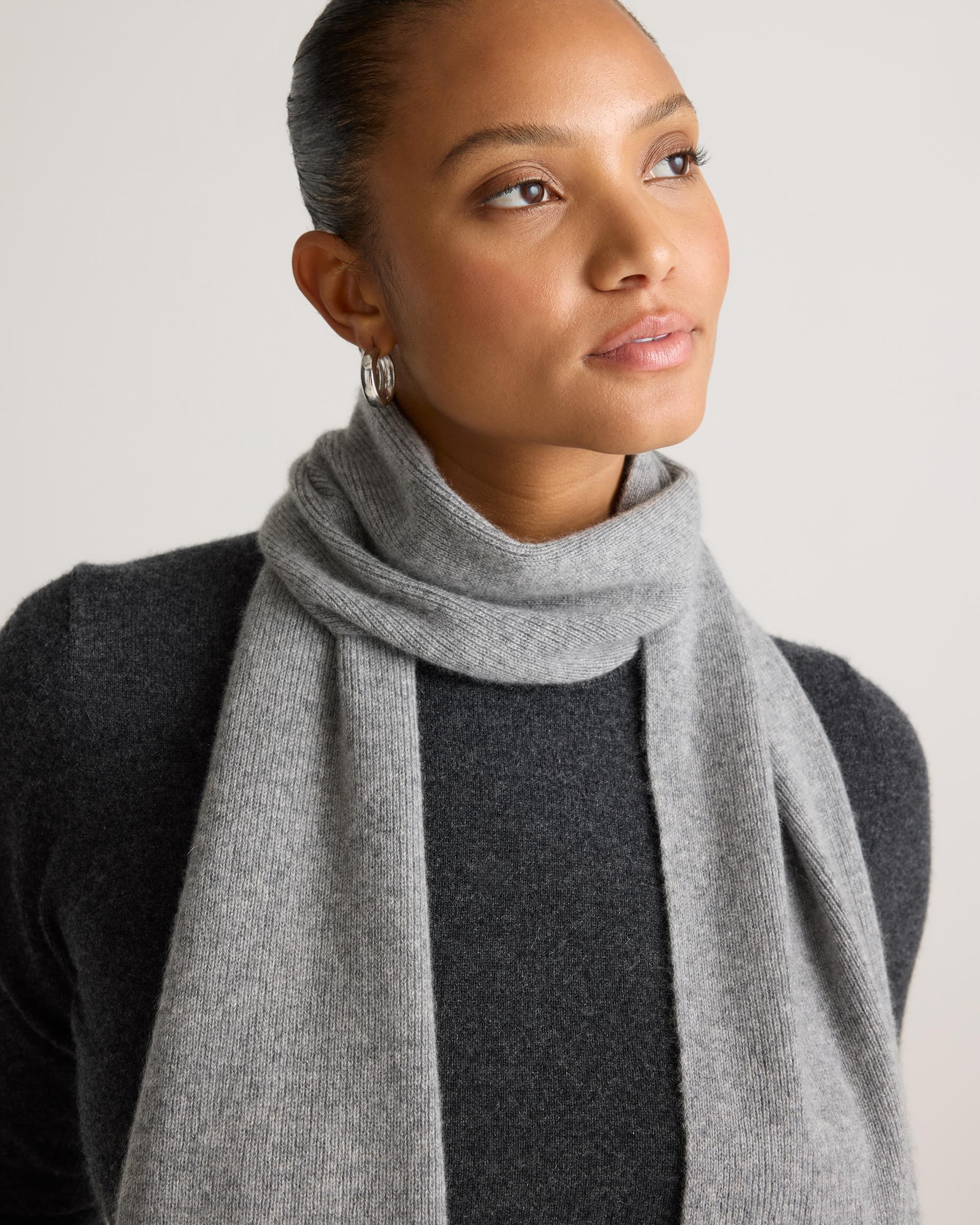 Quince | Women's Mongolian Cashmere Scarf Product Image