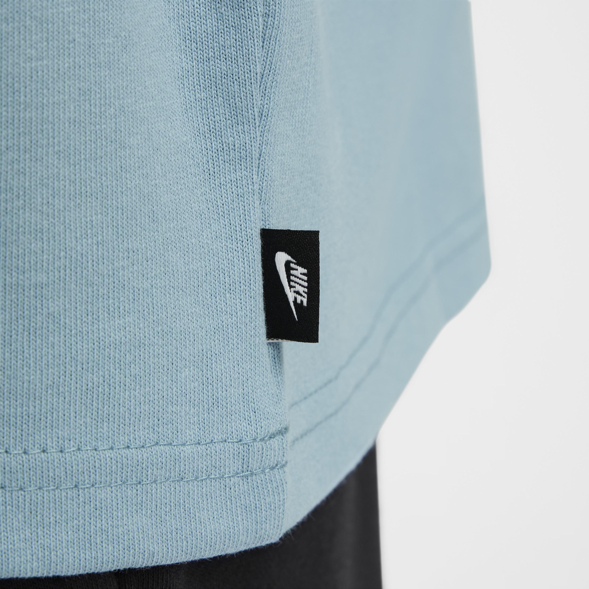 Mens Nike Sportswear Premium Essentials Long-Sleeve T-Shirt Product Image