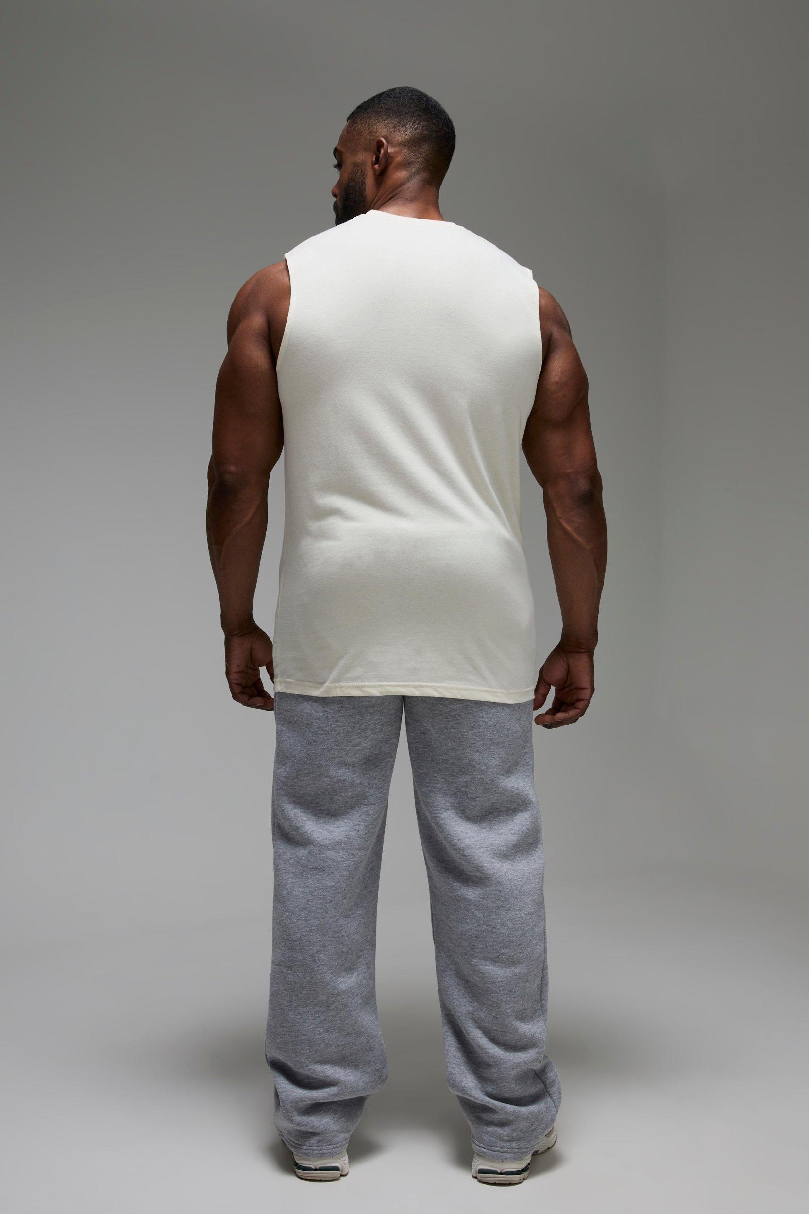 Man Reg Fit Workout Tank | boohooMAN USA Product Image