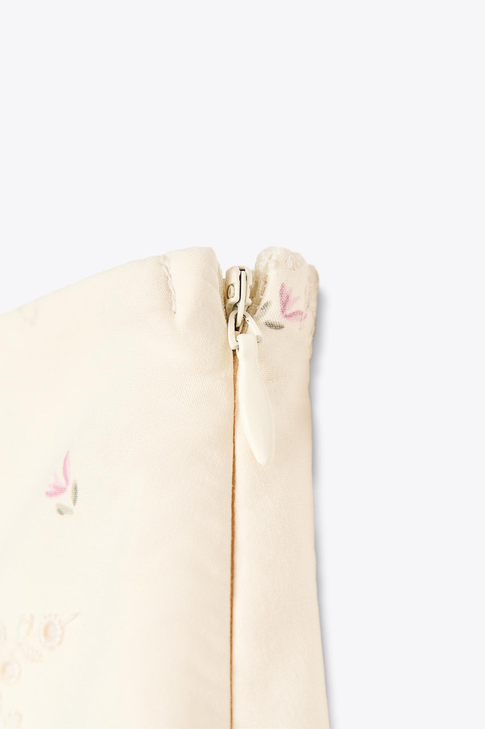 EMBROIDERED FLORAL MINI SKIRT Product Image