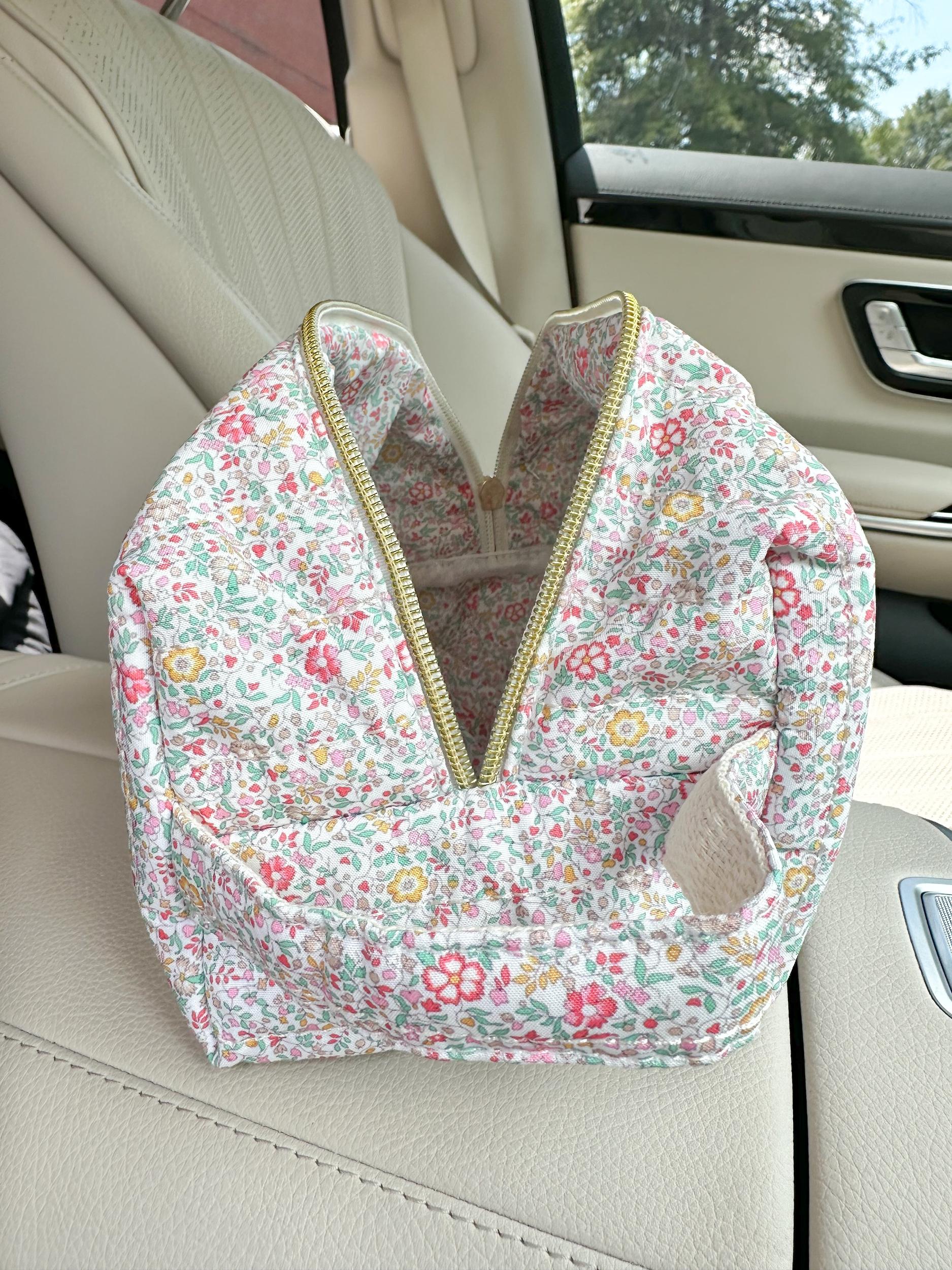 Medium Floral Day In The Park Handmade Handle Bag Product Image