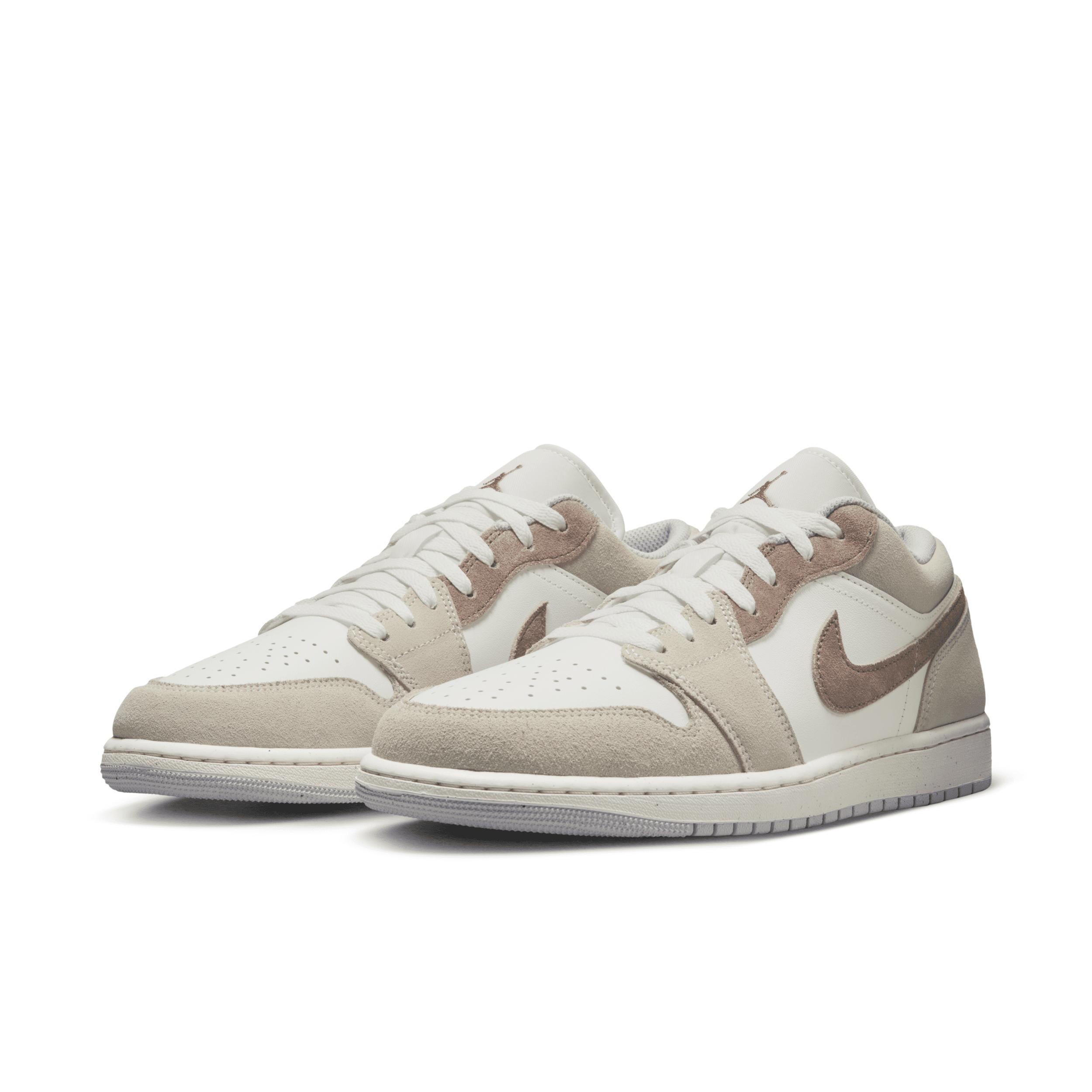 Men's Air Jordan 1 Low SE Shoes Product Image