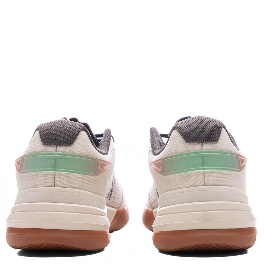 Women's The Roger Advantage Z5 - Cream/Almond Female Product Image
