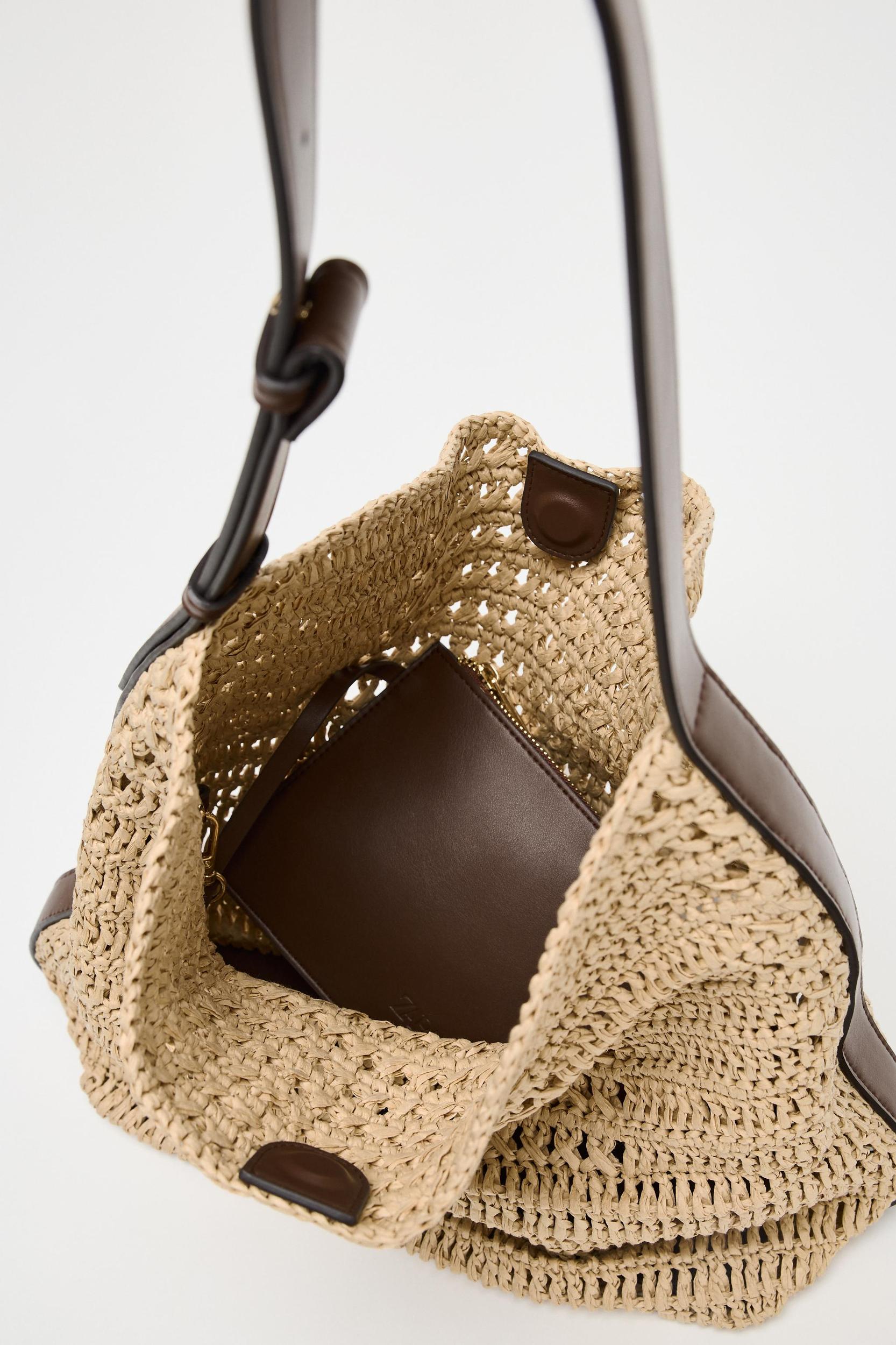 RAFFIA EFFECT BUCKET BAG Product Image