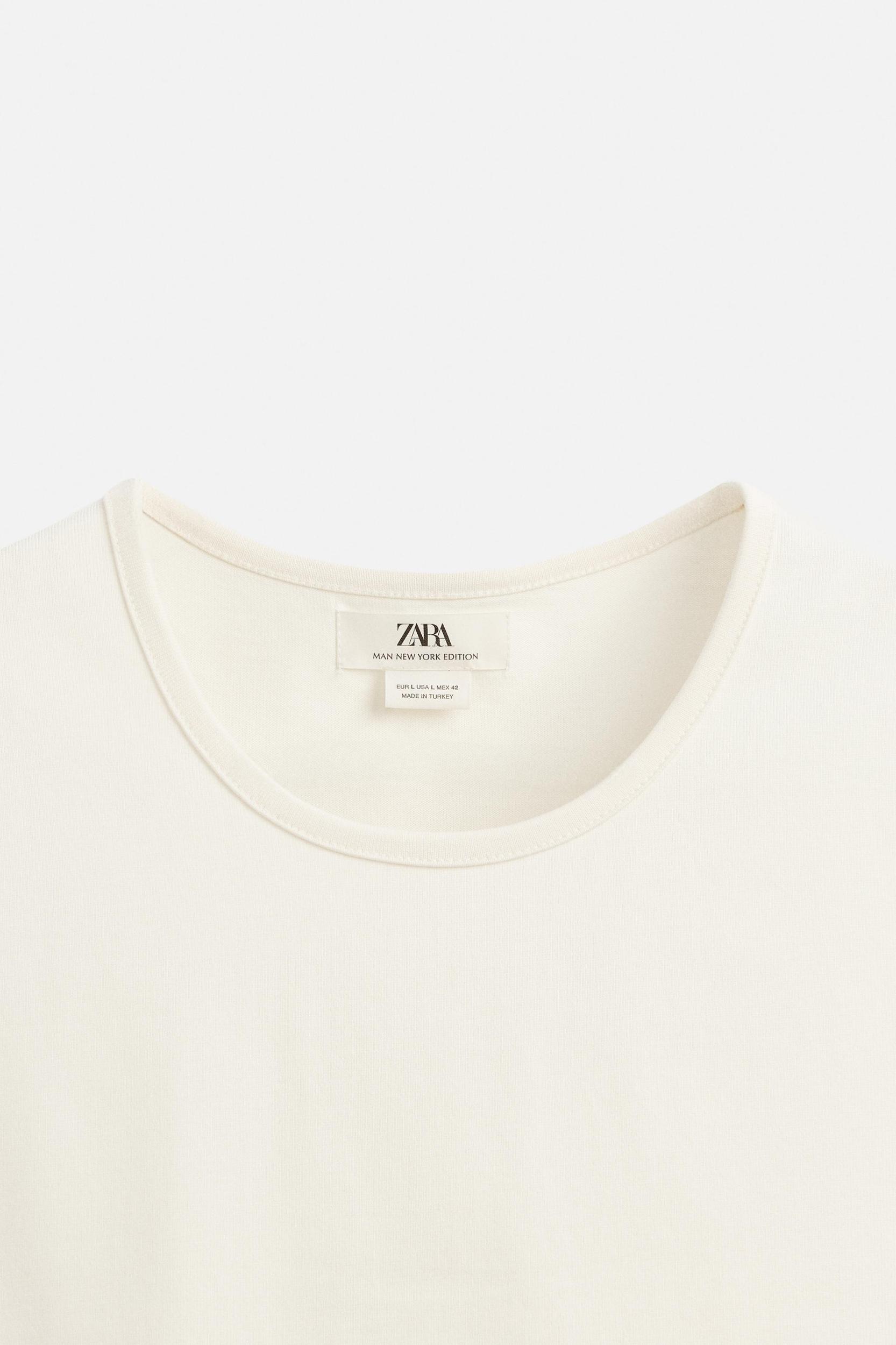 TANK TOP LIMITED EDITION Product Image