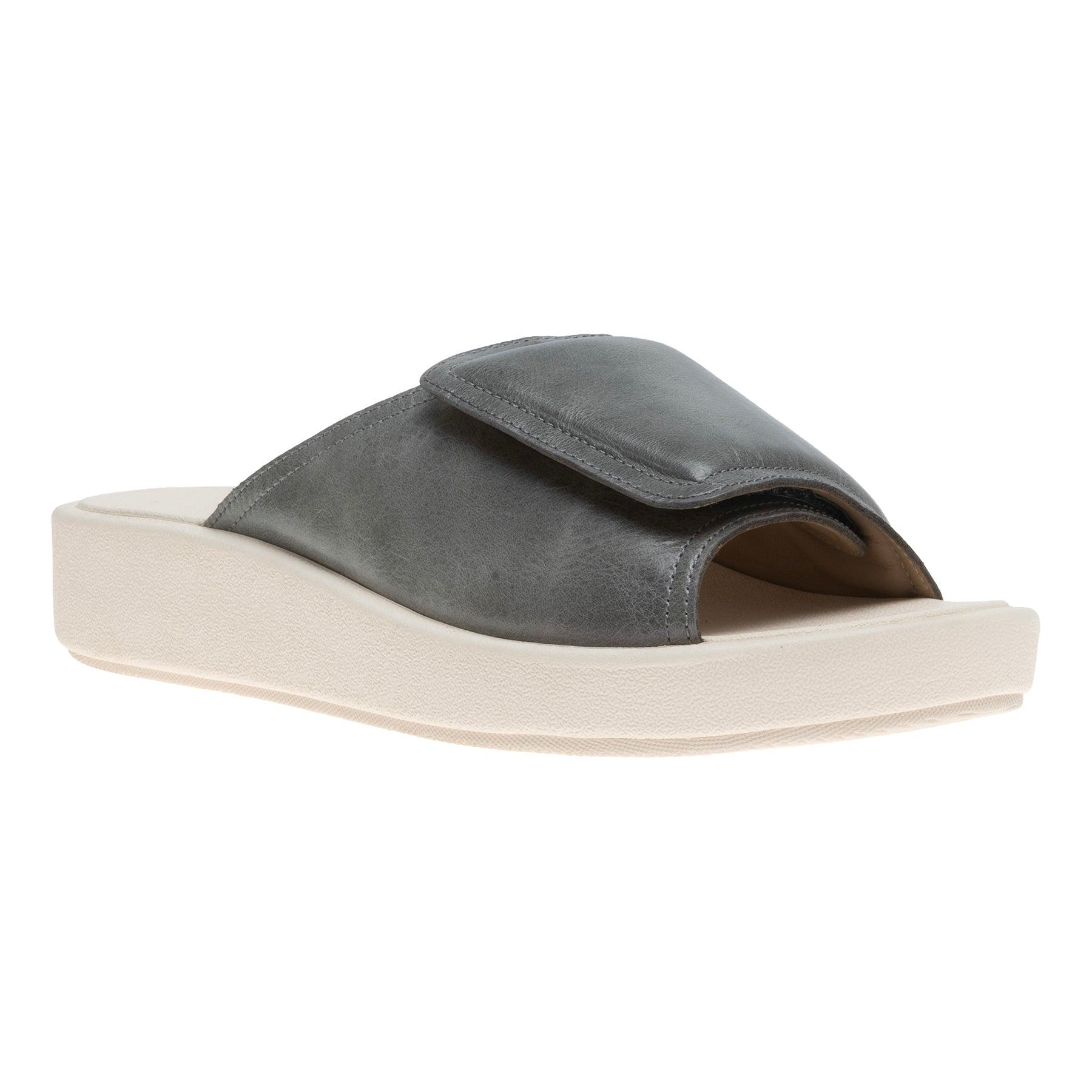 Paseo Slide Metatarsal Female Product Image
