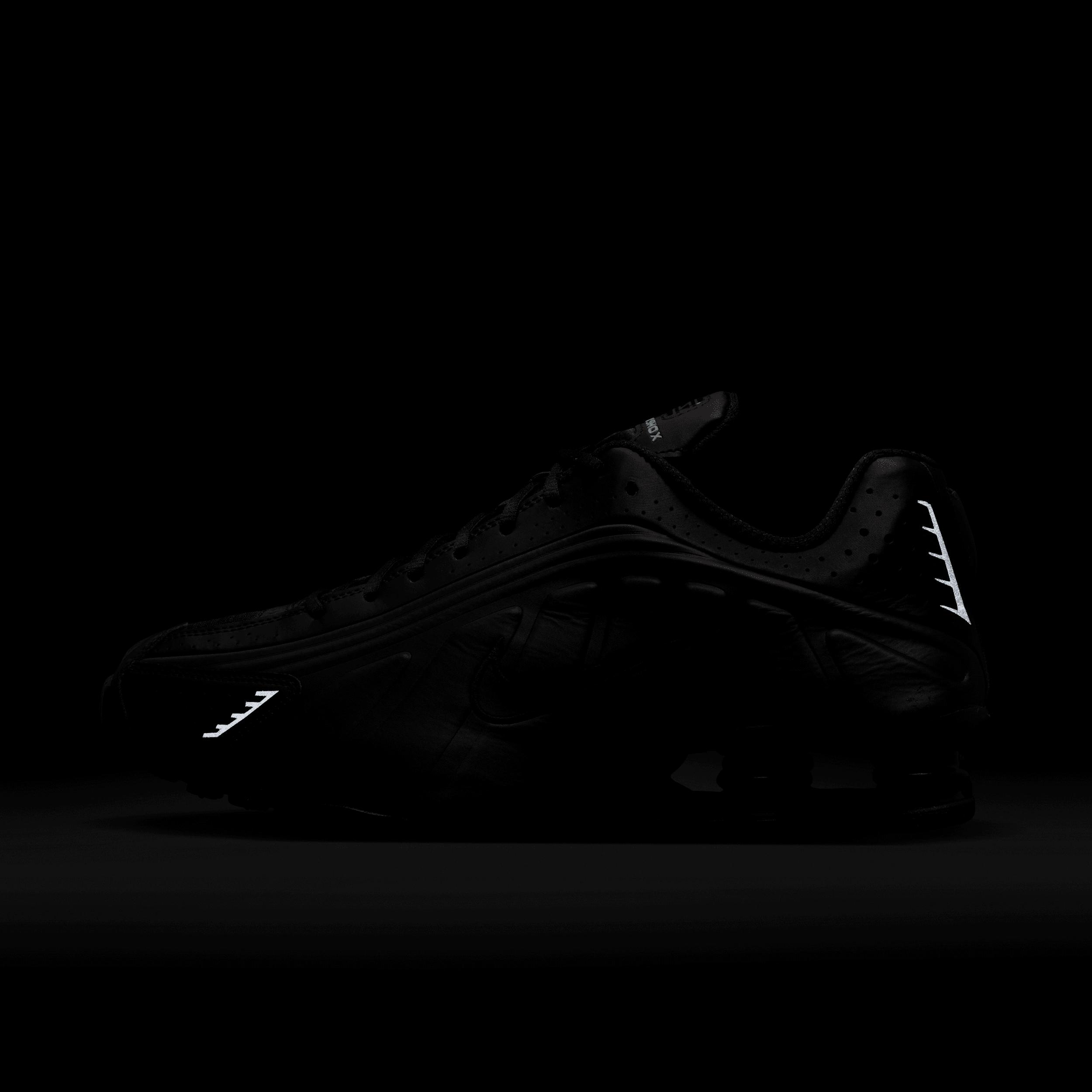 Nike Mens Shox R4 Shoes | HQ1988-001 Product Image