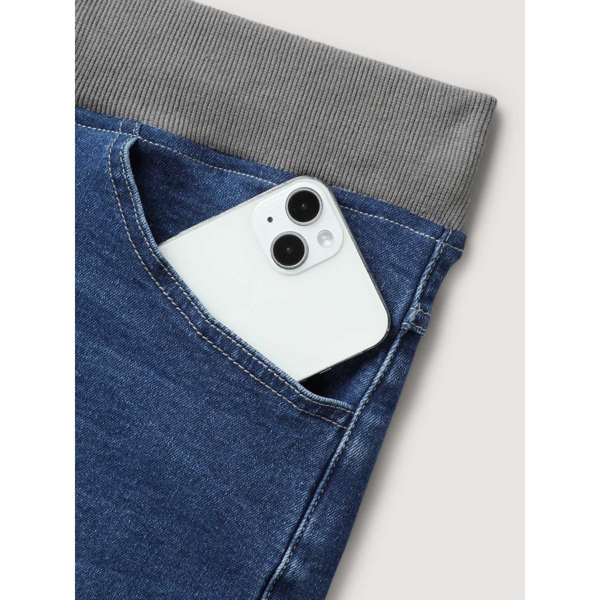 Plus Size Pull-On Drawstring Skinny-Fit Denim Shorts Women Midblue High stretch Casual Slanted pocket Leisure Denim Shorts BloomChic 16/1X Product Image