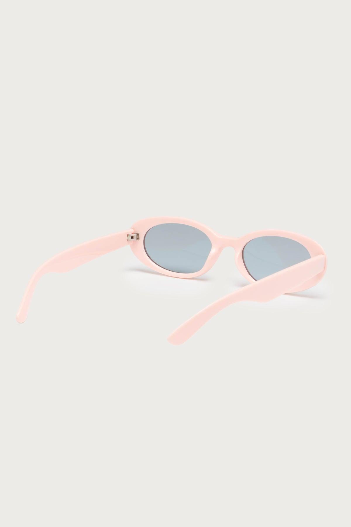 Birdey Round Sunglasses Product Image