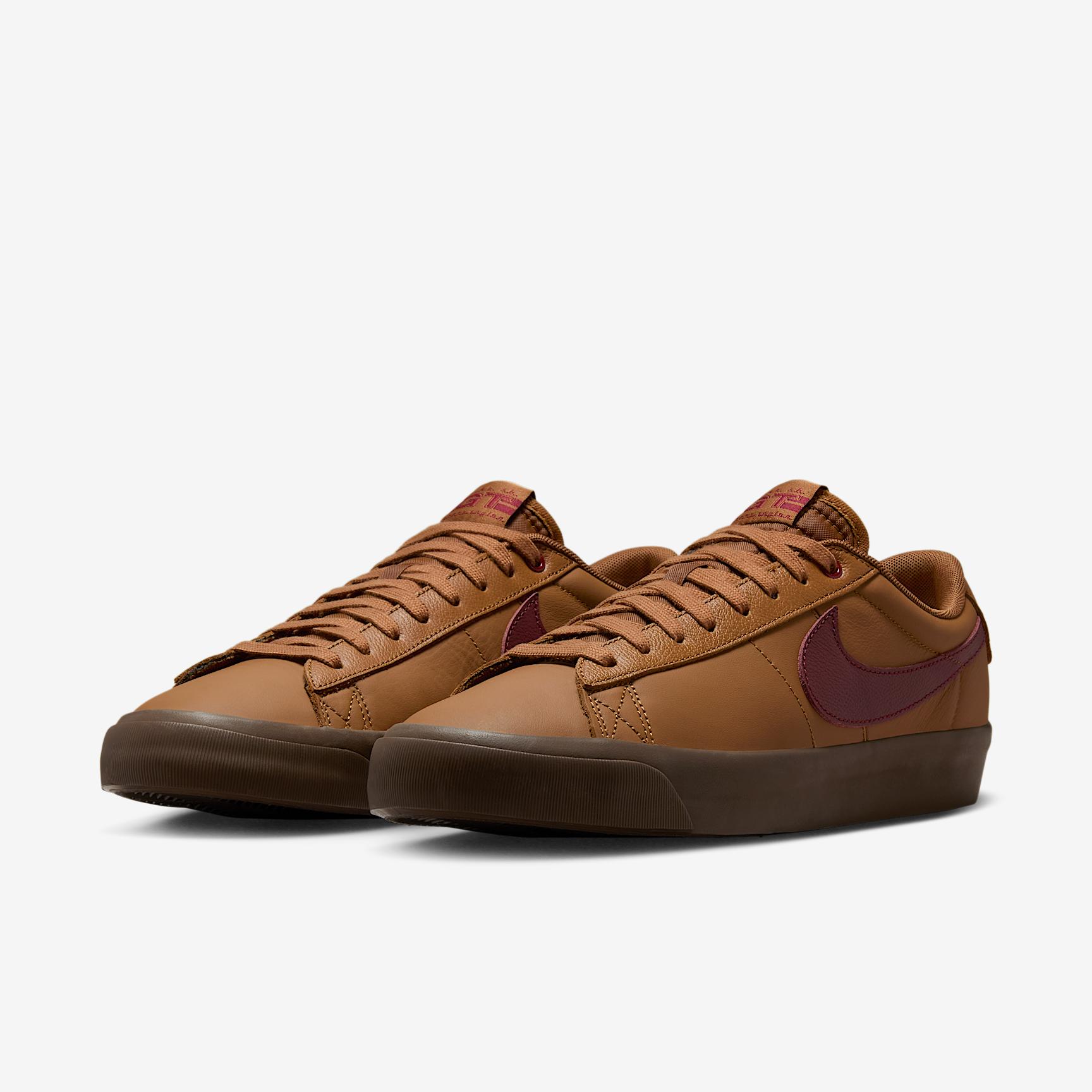 Mens Nike SB Blazer Low Pro GT Shoes | DV1226-200 Product Image