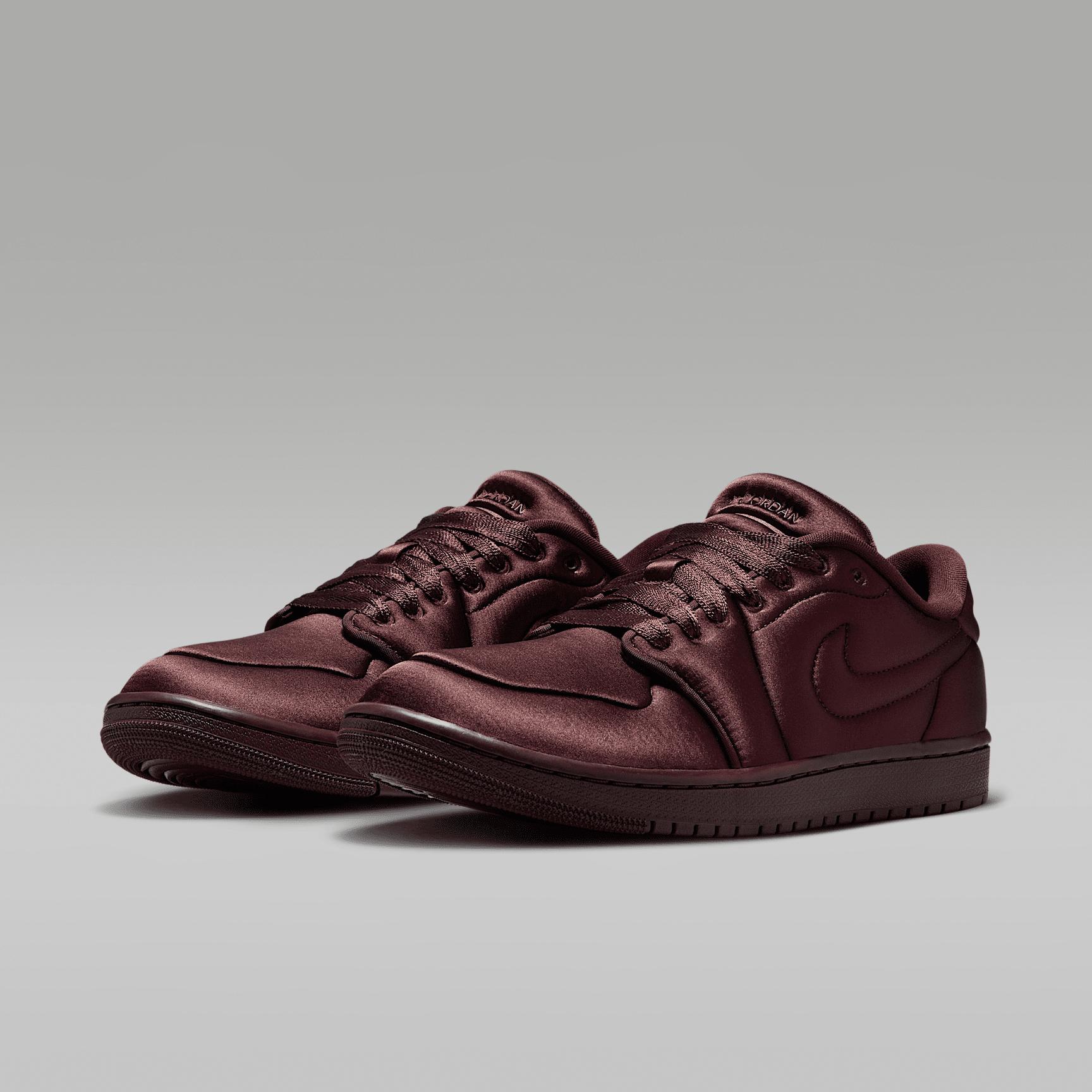 Air Jordan 1 Low Method of Make Women's Shoes Product Image
