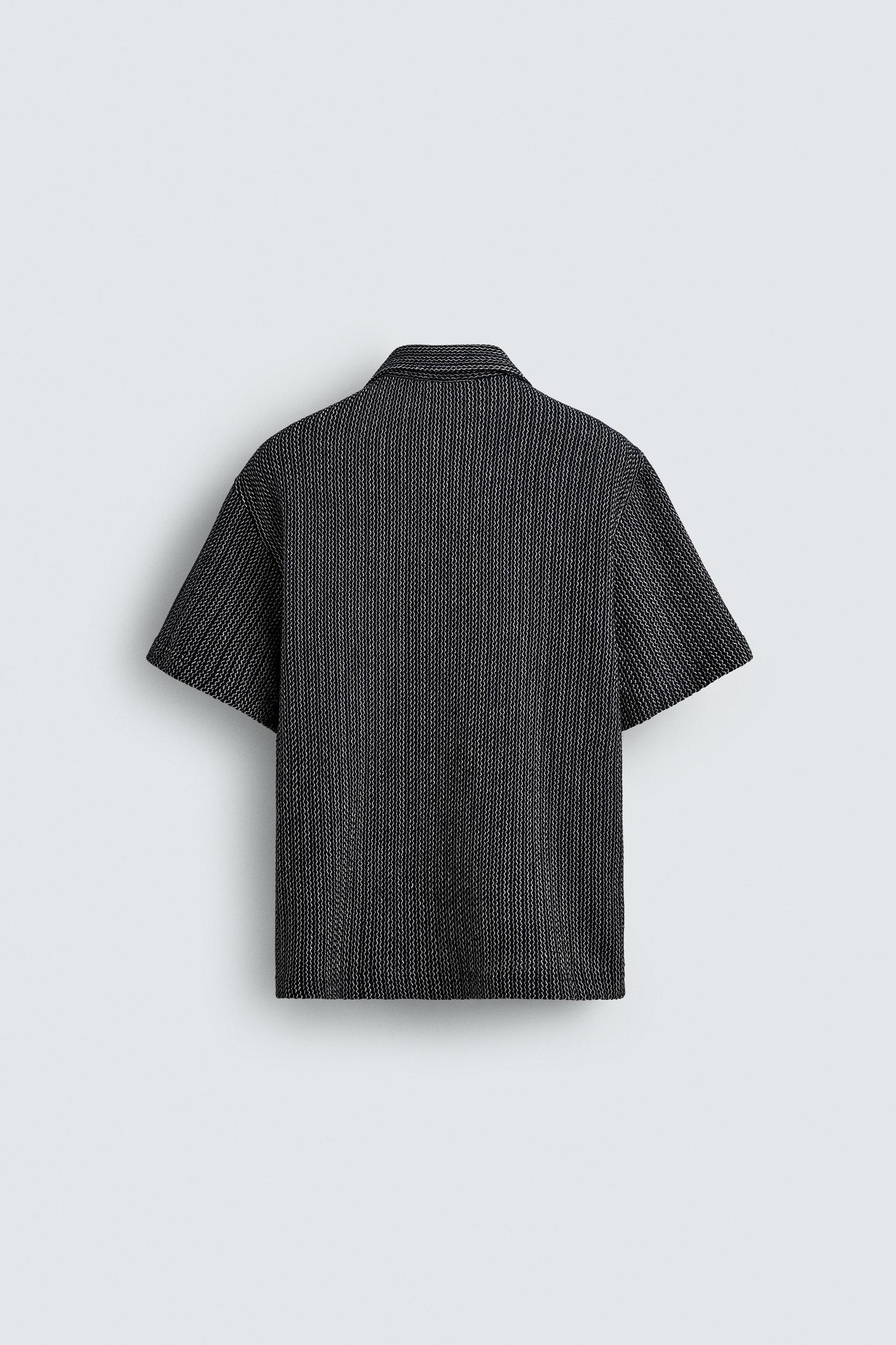 JACQUARD TEXTURED SHIRT Product Image