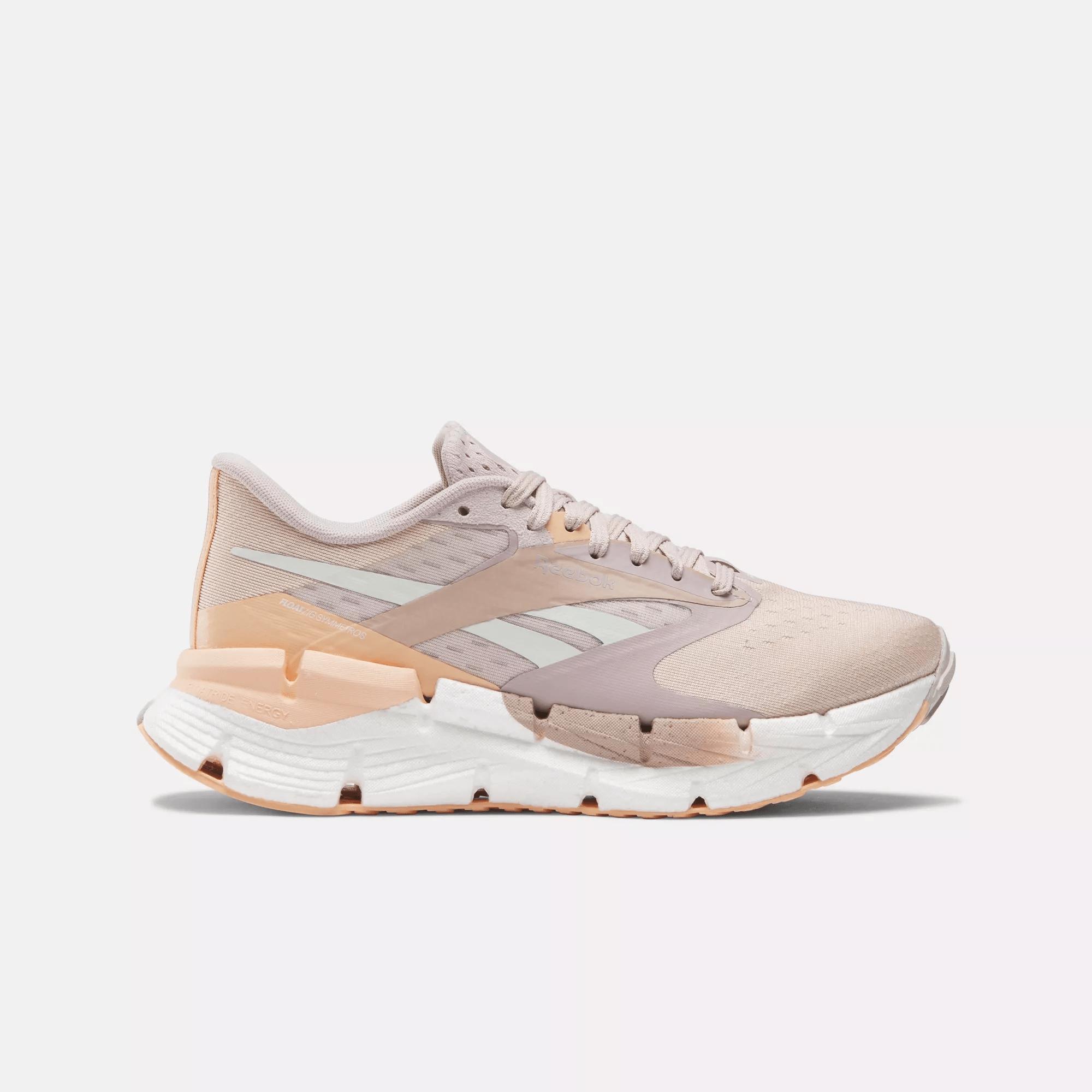 Women's FloatZig Symmetros Shoes in White Product Image