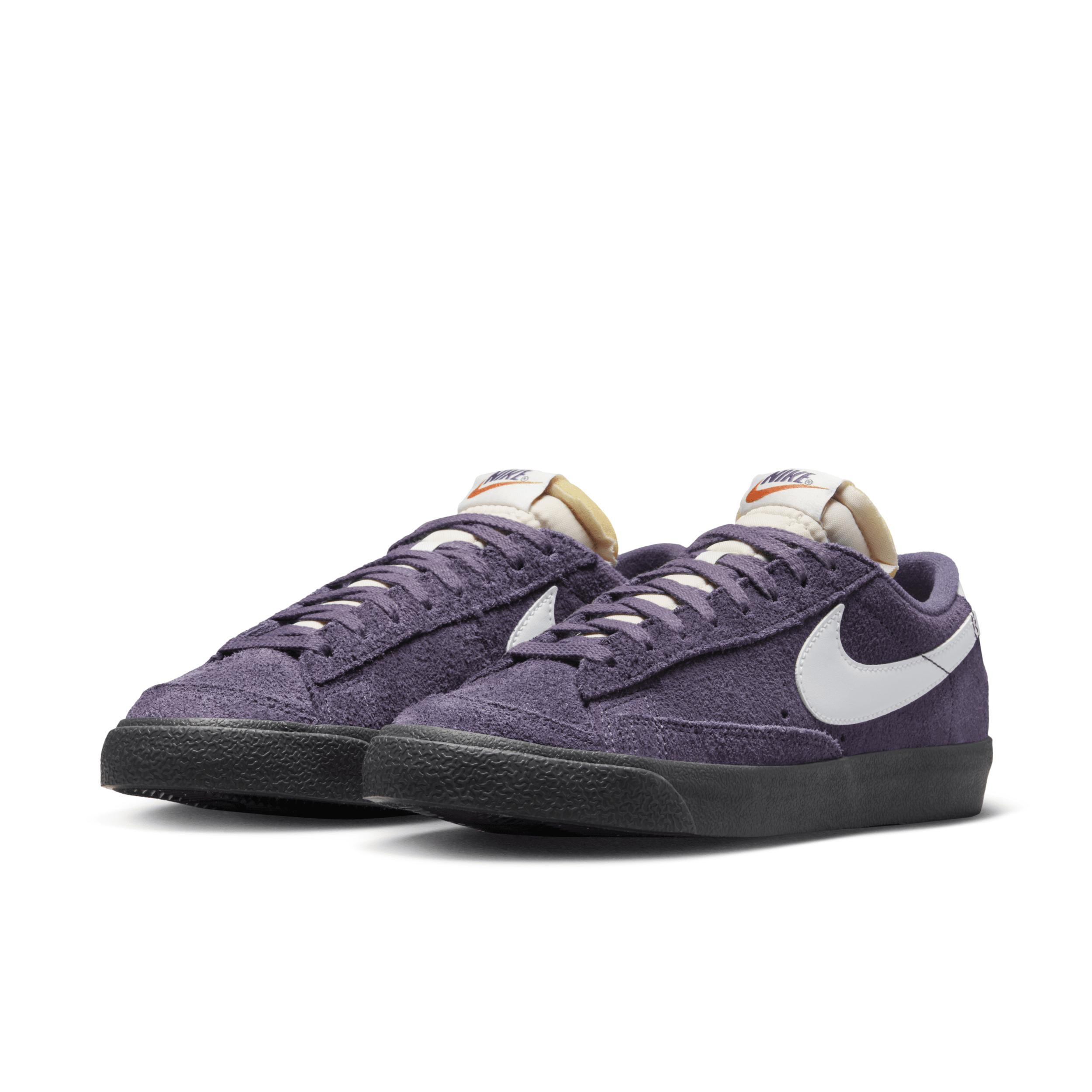Nike Women's Blazer Low ' Vintage Shoes Product Image