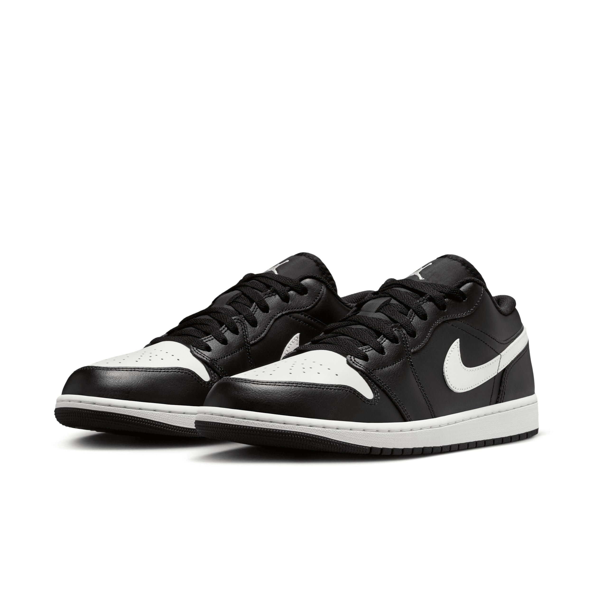 Mens Air Retro 1 Low Casual Shoes Product Image
