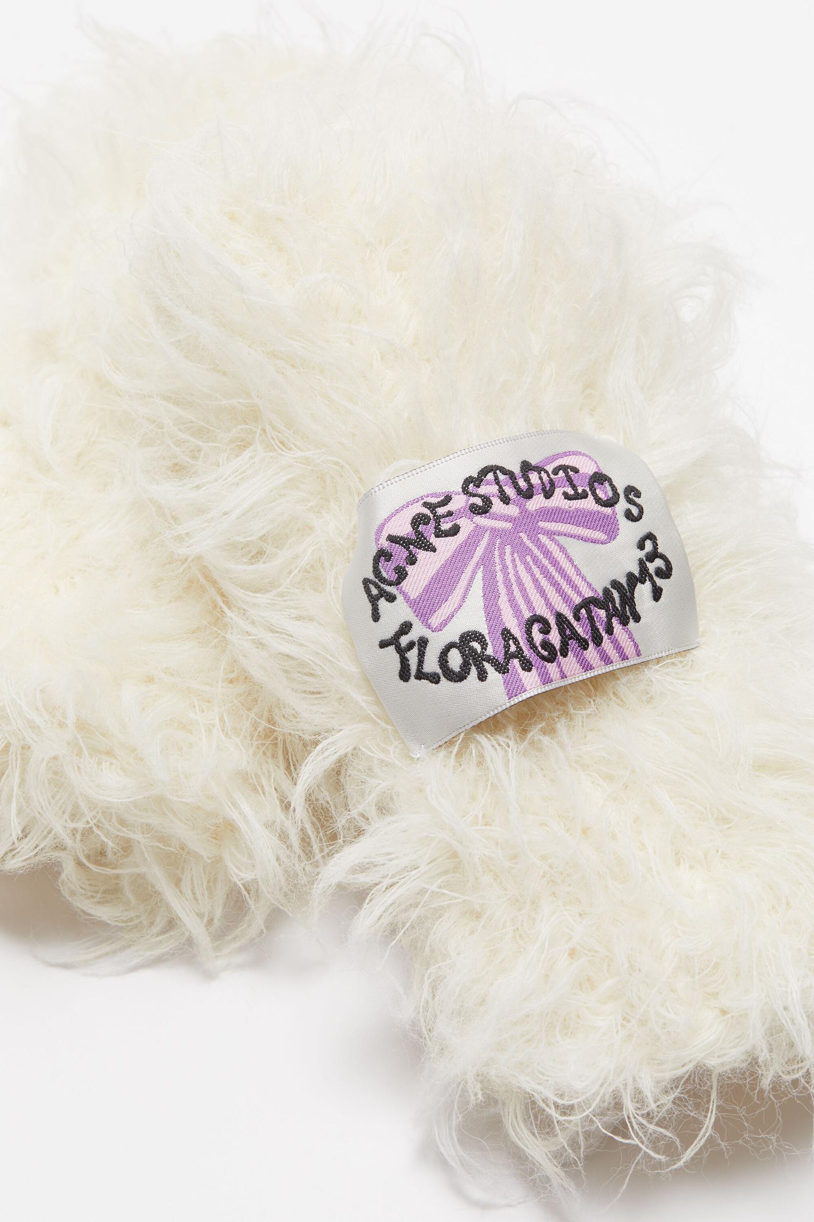 Fluffy mittens Product Image