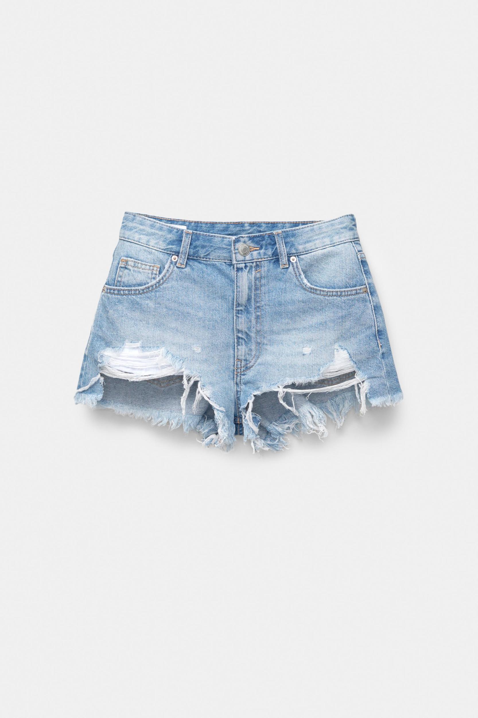 Ripped hem denim shorts Product Image