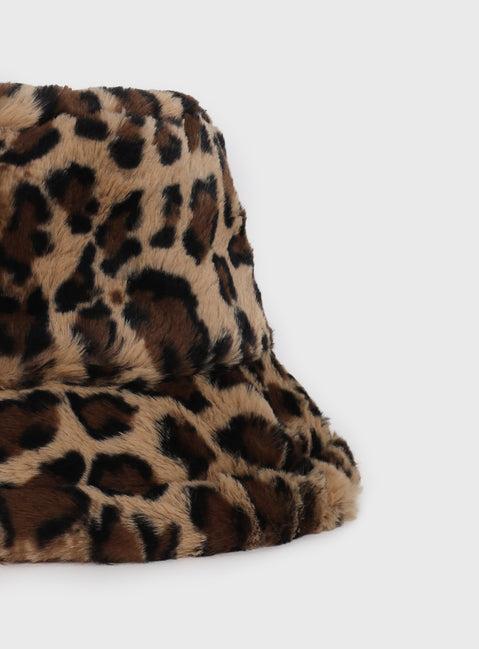 Frankle Faux Fur Bucket Hat Leopard Product Image