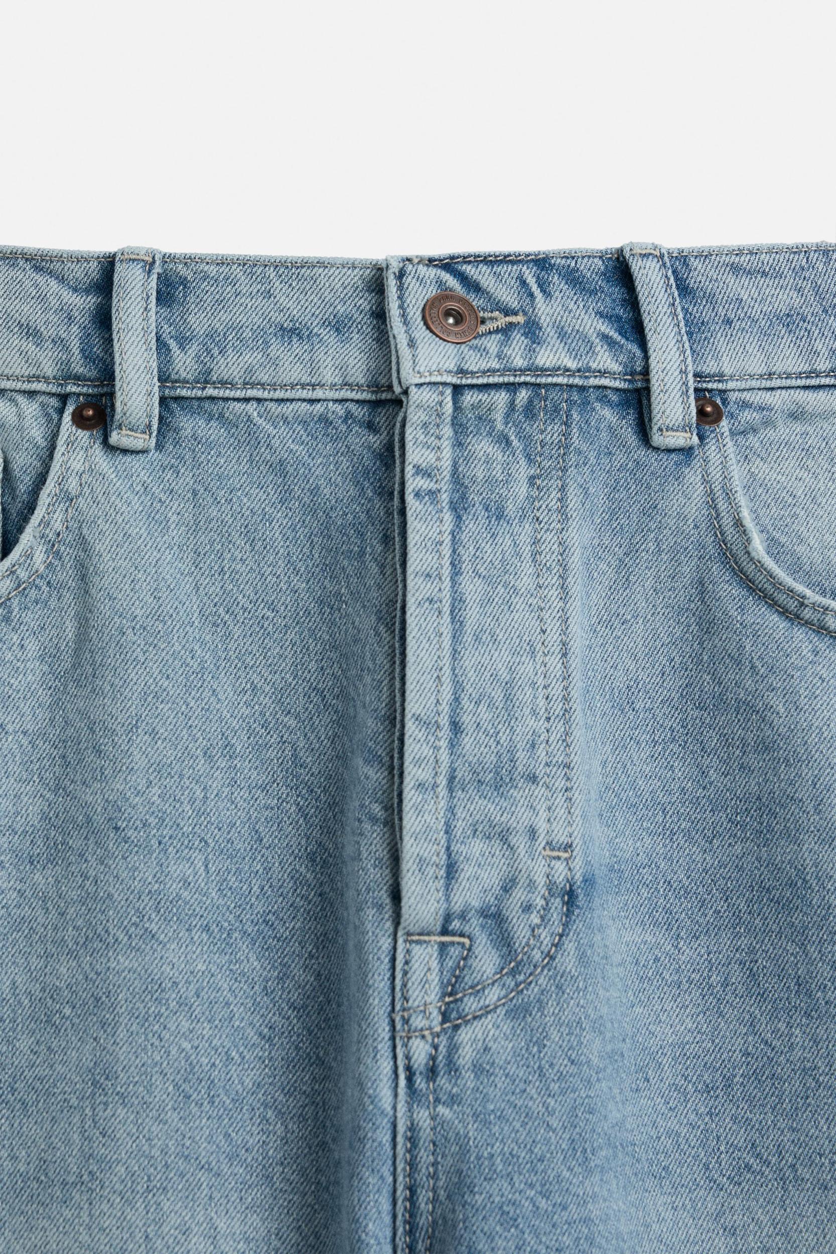 STRAIGHT ANKLE FIT JEANS Product Image