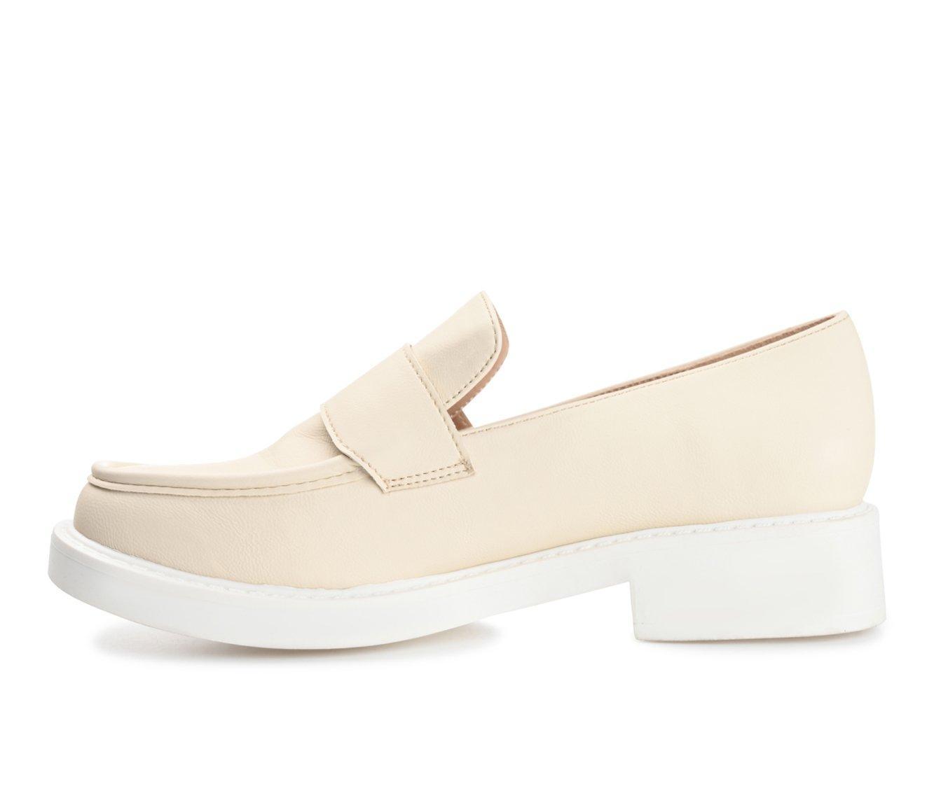 Women's Journee Collection Saydee Block Heel Loafers Product Image