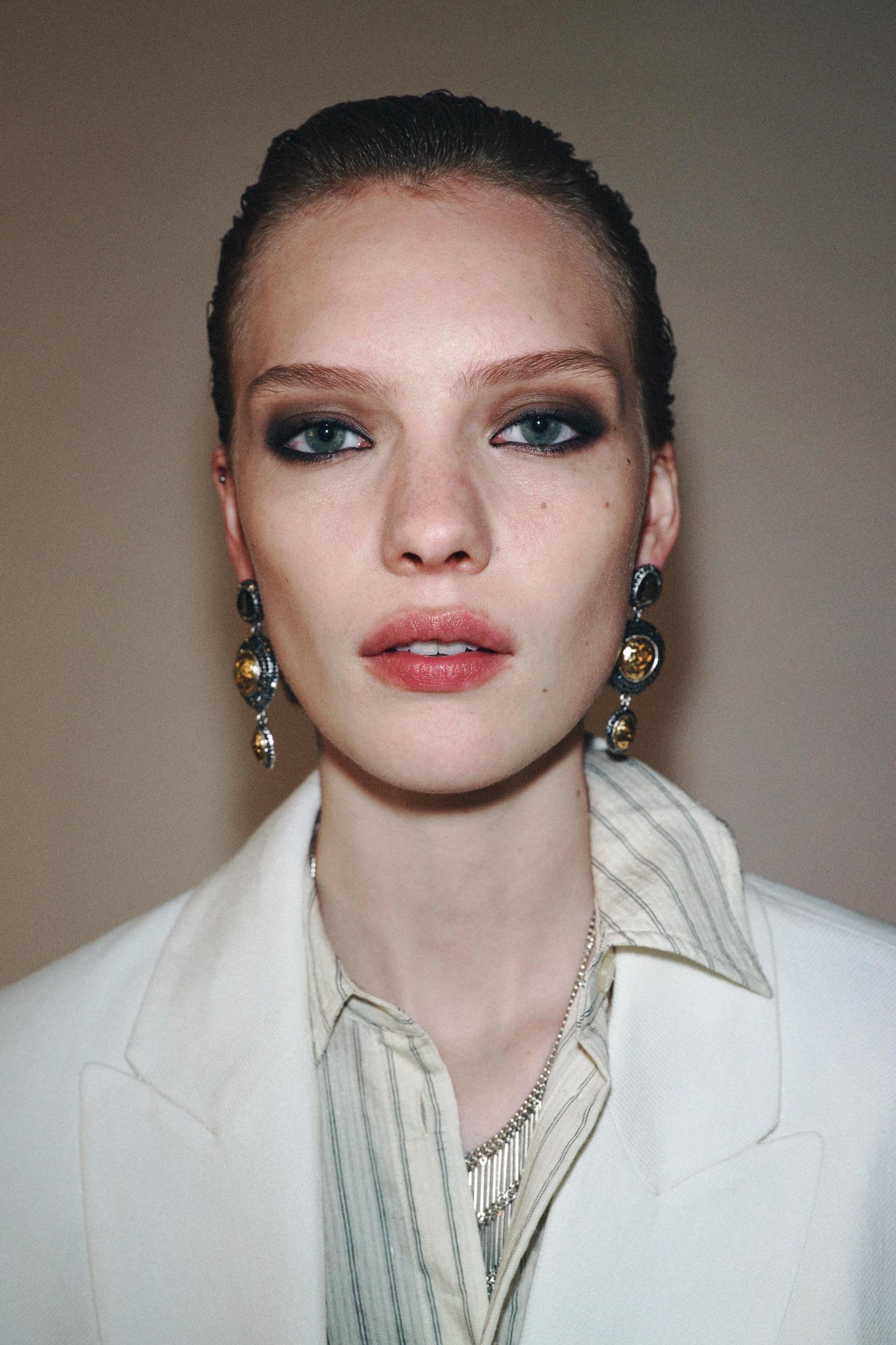 TEXTURED JEWEL TRIPLE EARRINGS Product Image