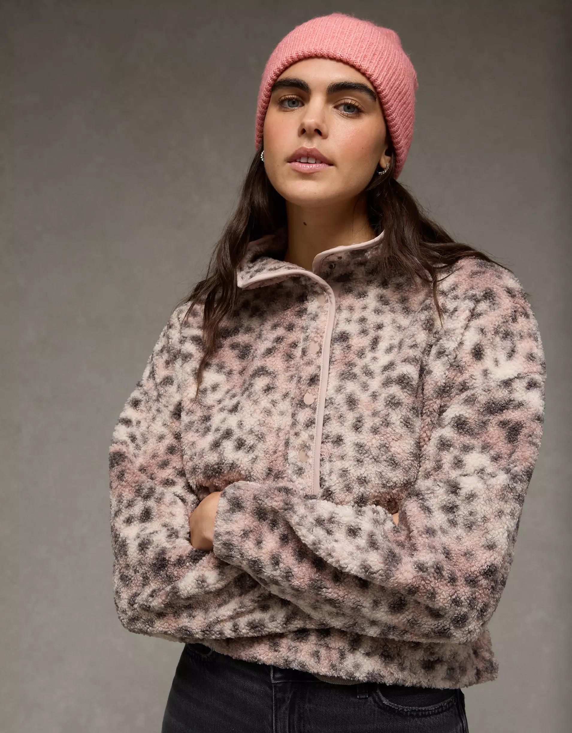 AE Sherpa Fleece Graphic Henley Sweatshirt Product Image