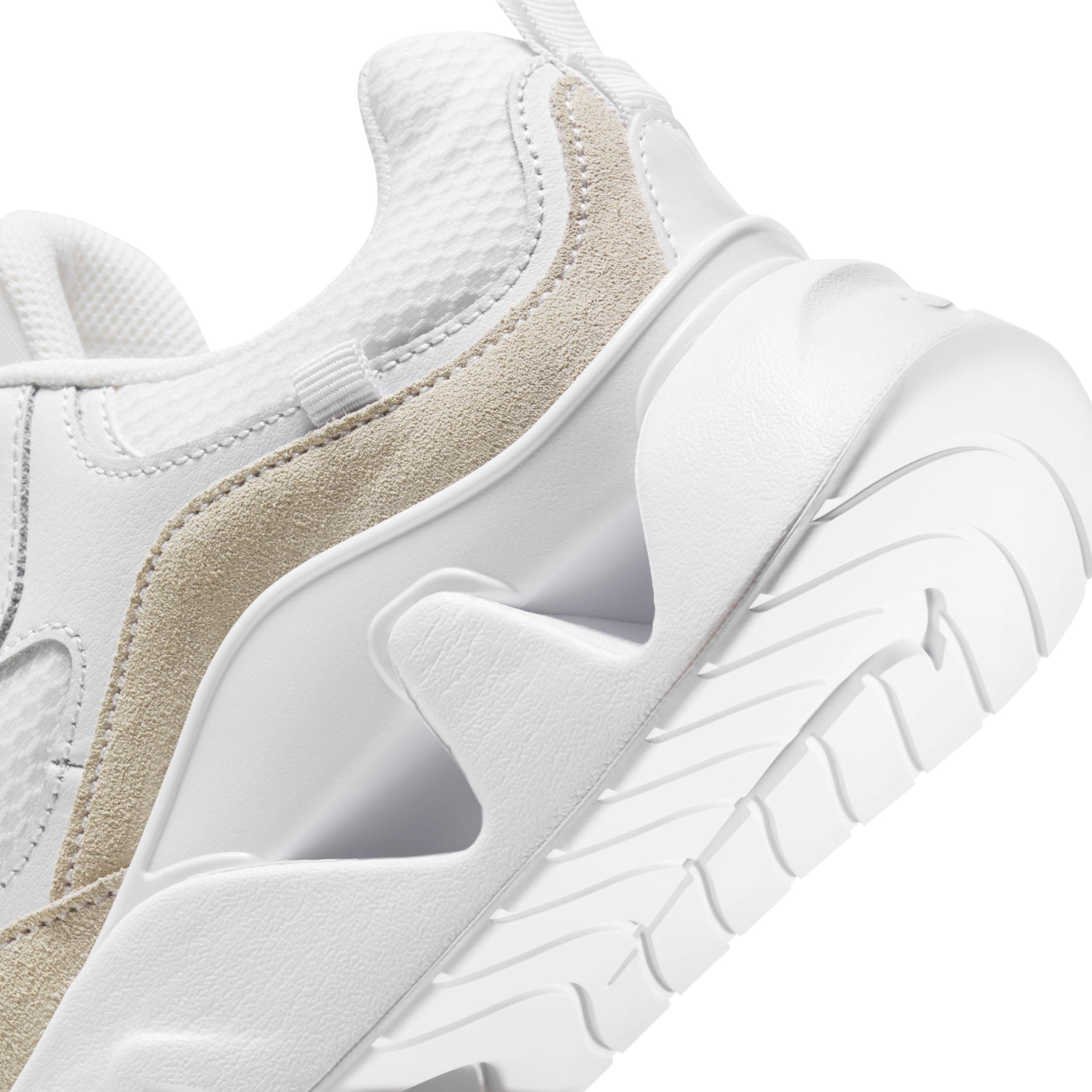 Nike Womens Ryz 365 2 Shoes | CU4874-100 Product Image