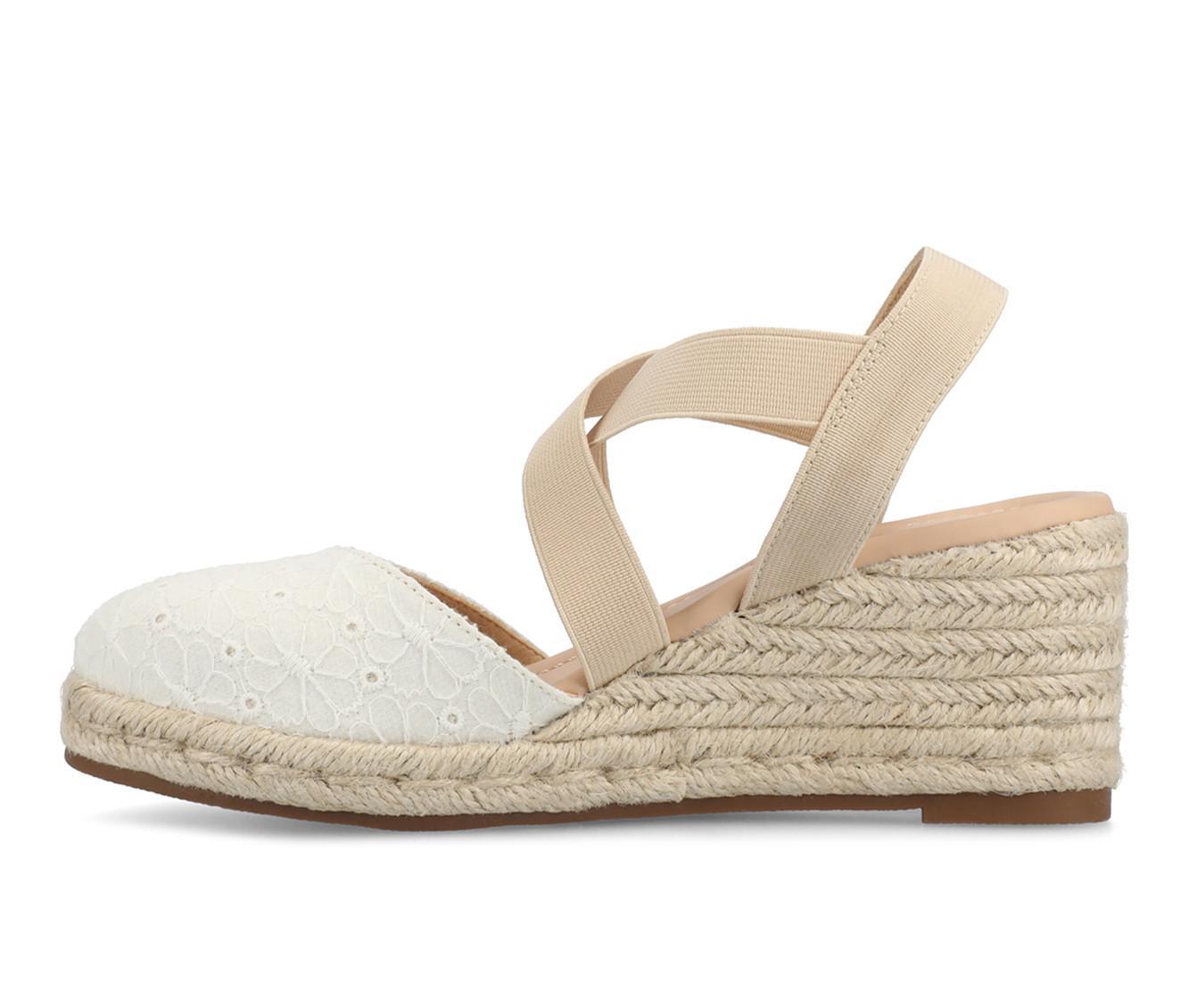 Women's Journee Collection Ashlee Wedges Product Image