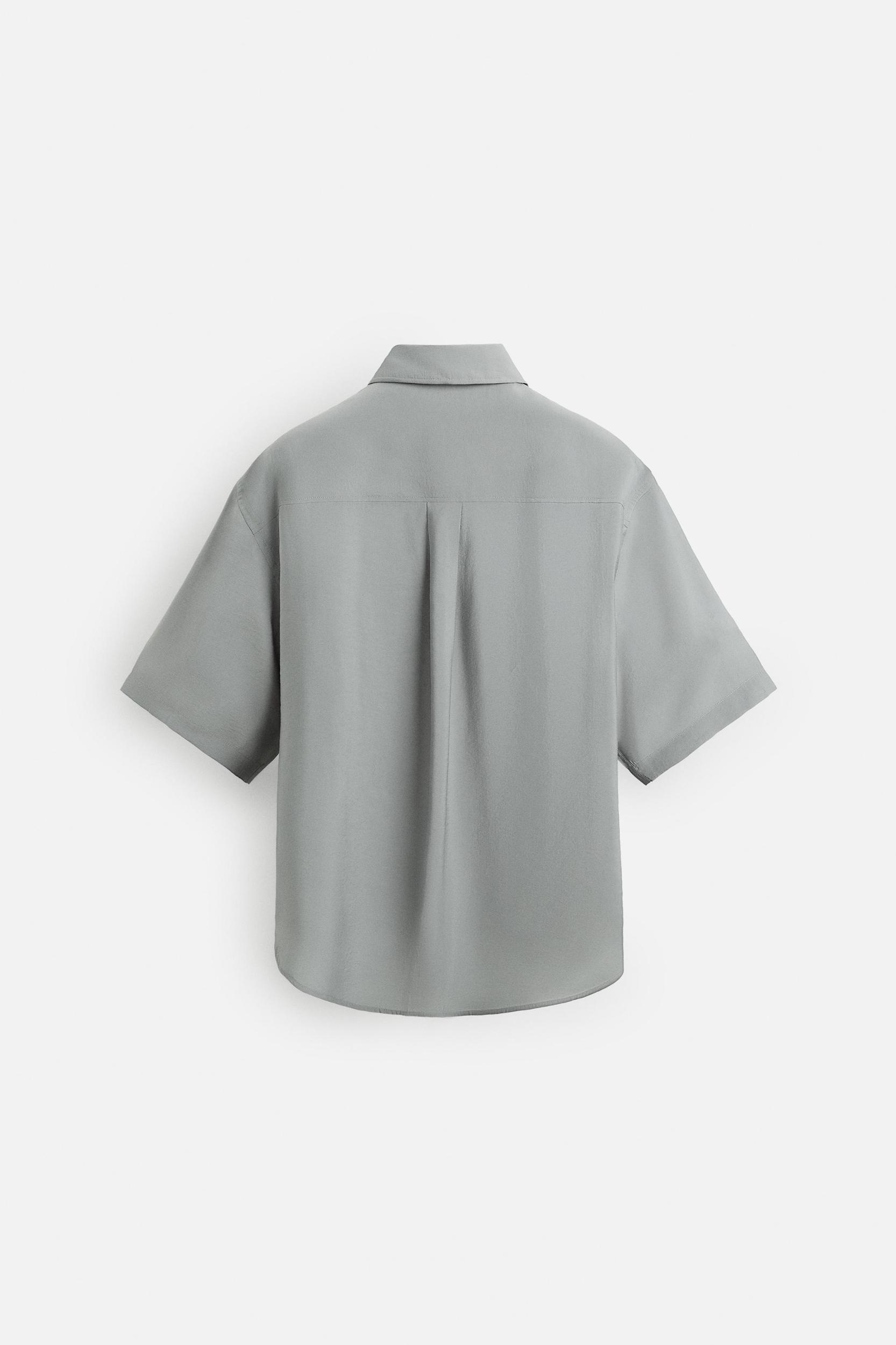 RELAXED FIT FLOWY SHIRT Product Image