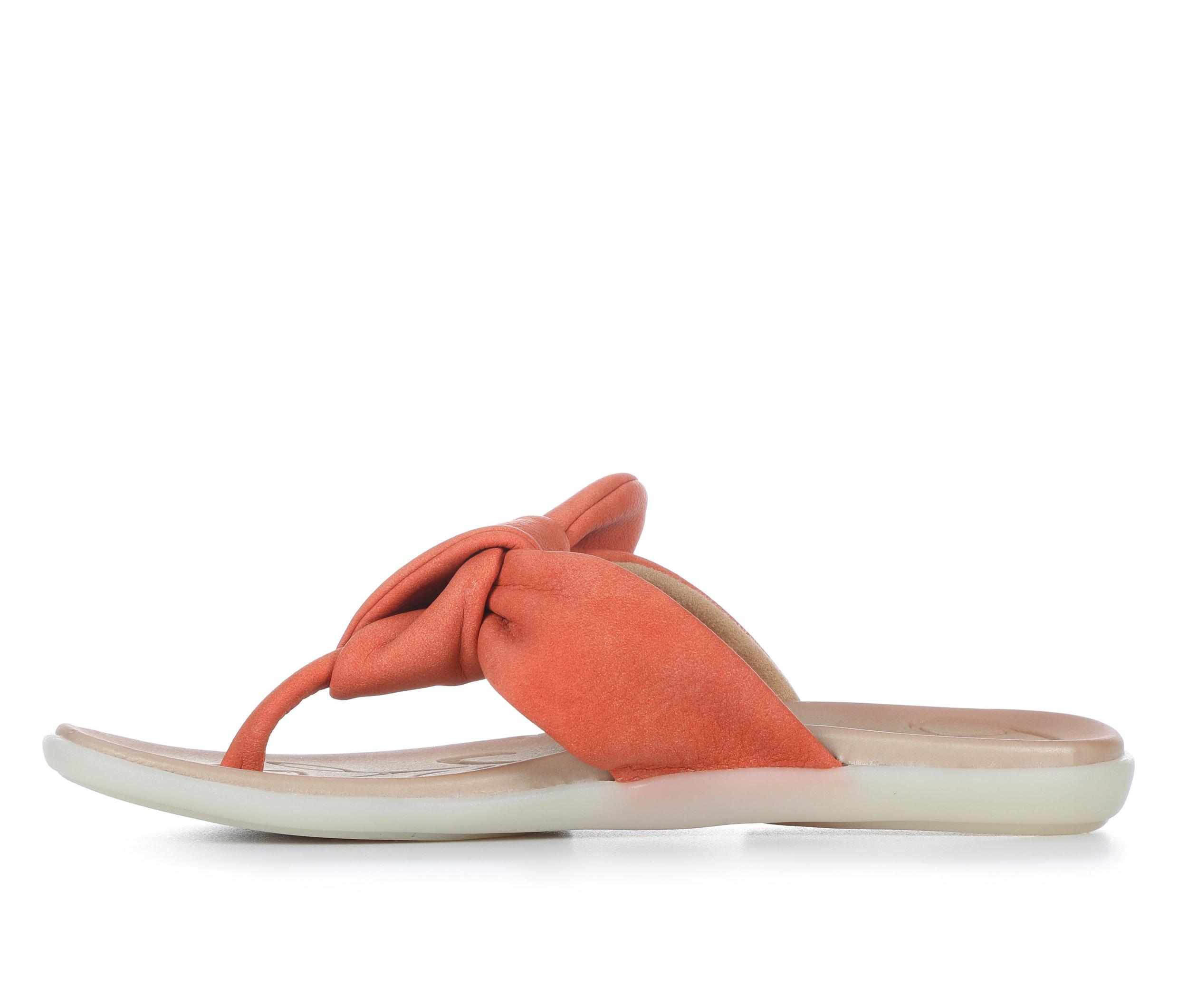 Women's BOC Halle Flip-Flops Product Image