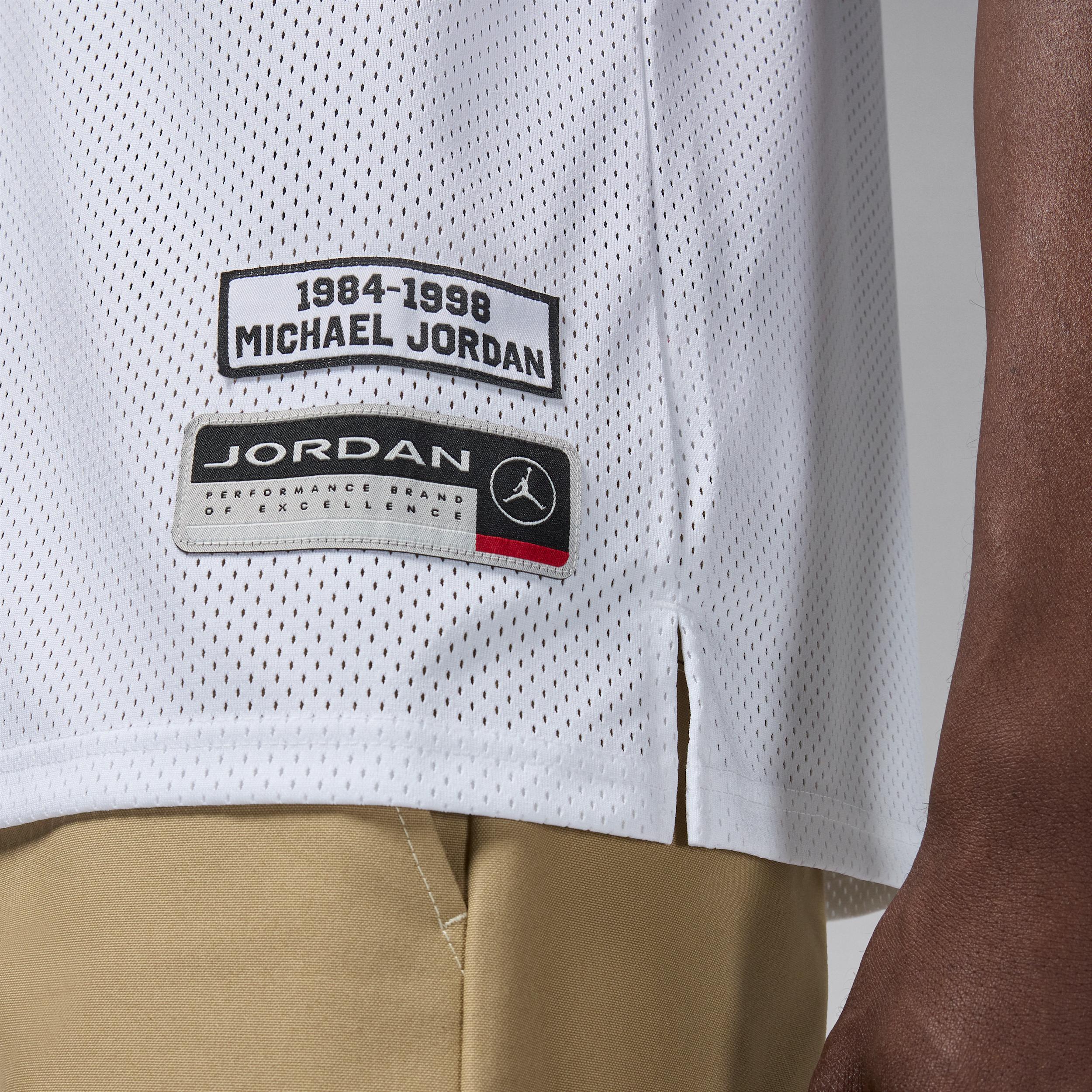 Mens Jordan Essentials Summer Jersey | HF9375-100 Product Image