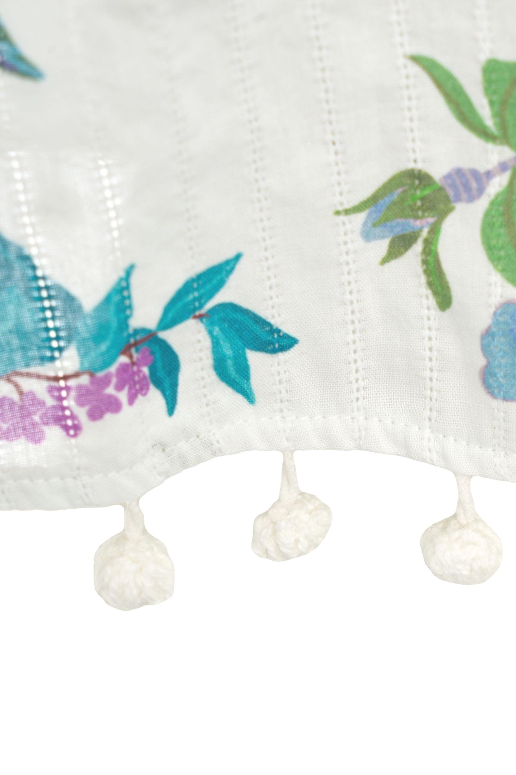 Shorts with floral print Product Image